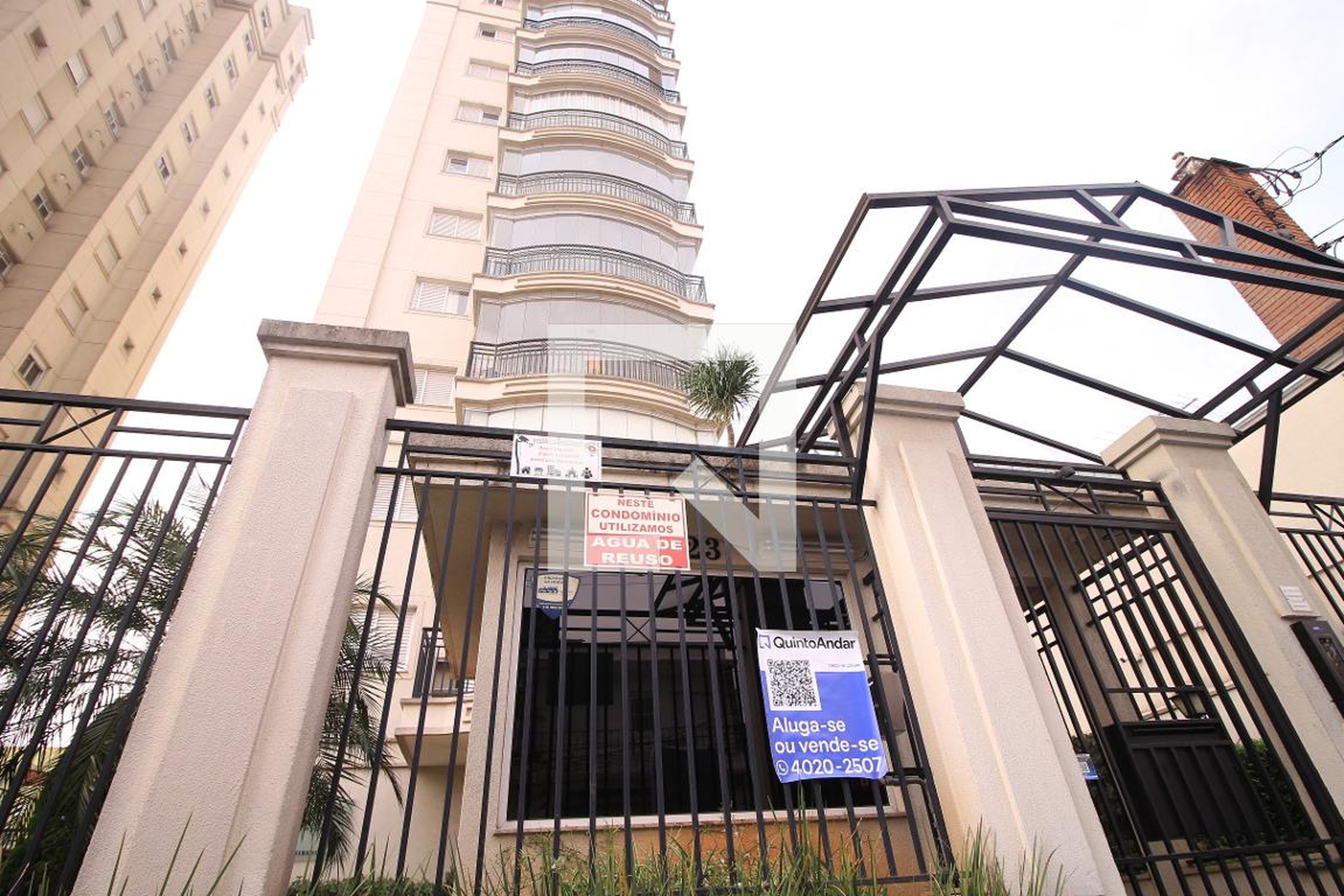 Fachada Condomínio em Avenida Cristo Rei, 233