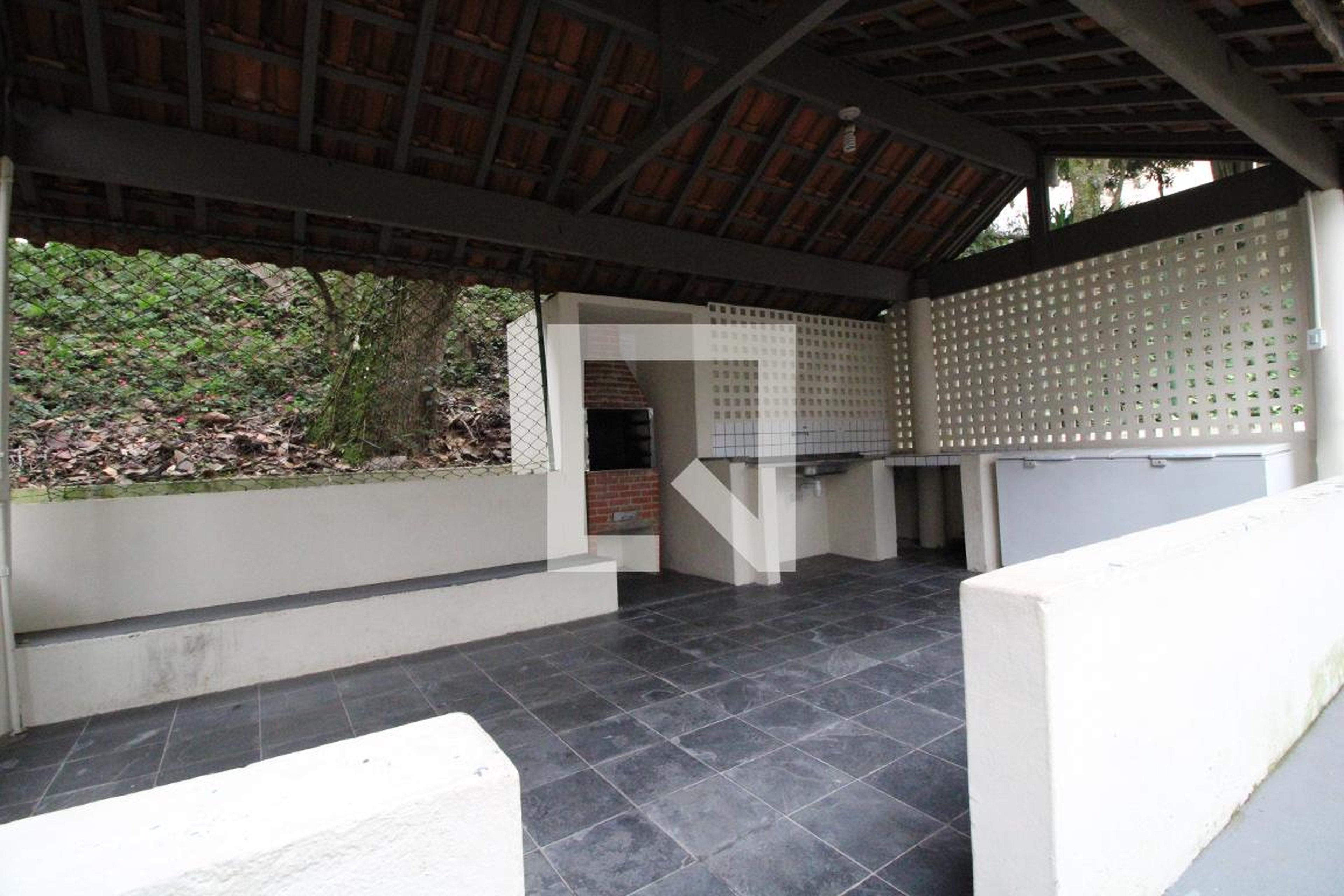 Churrasqueira - Parque dos Passaros