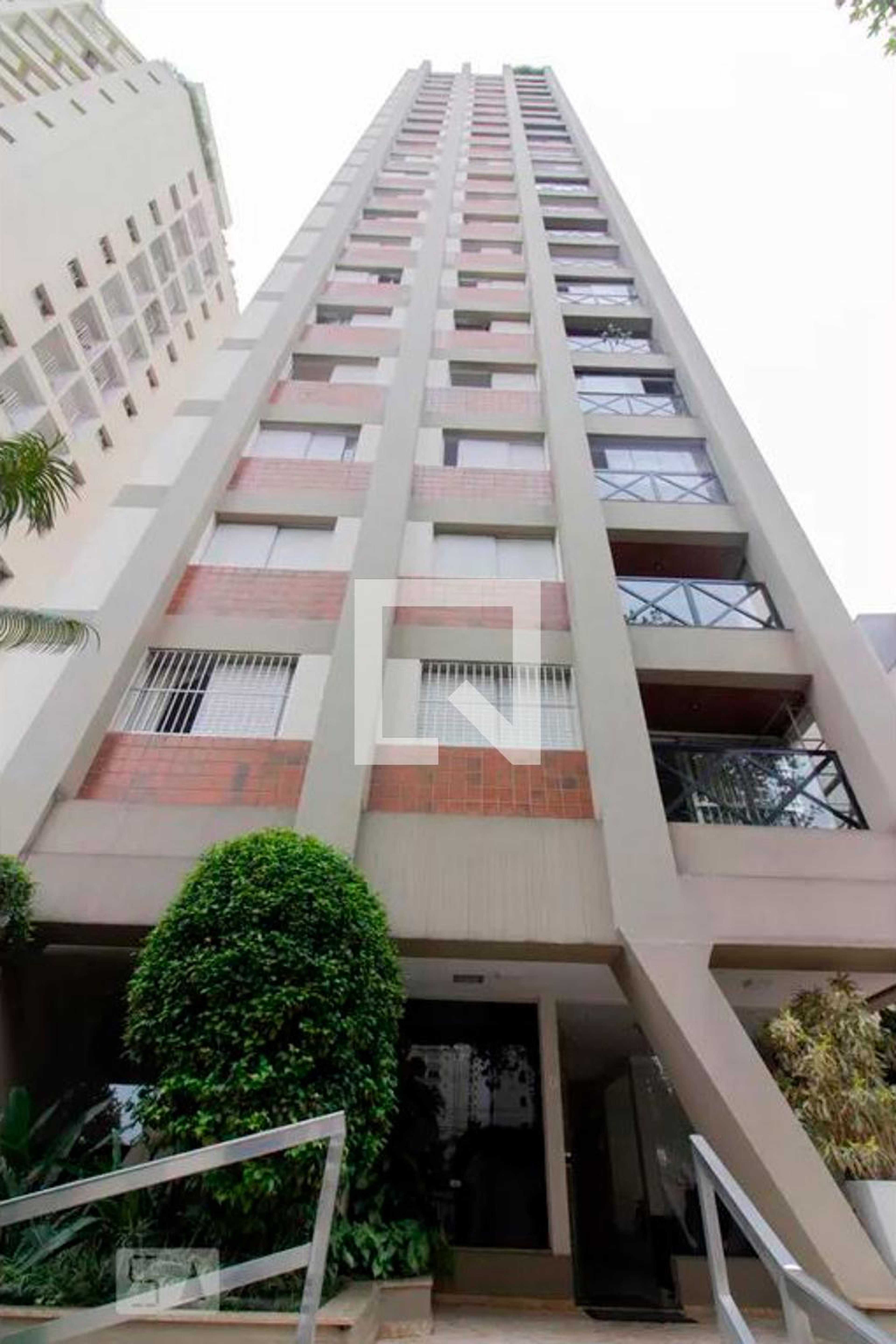 Fachada do Prédio Condomínio Quartier Latin