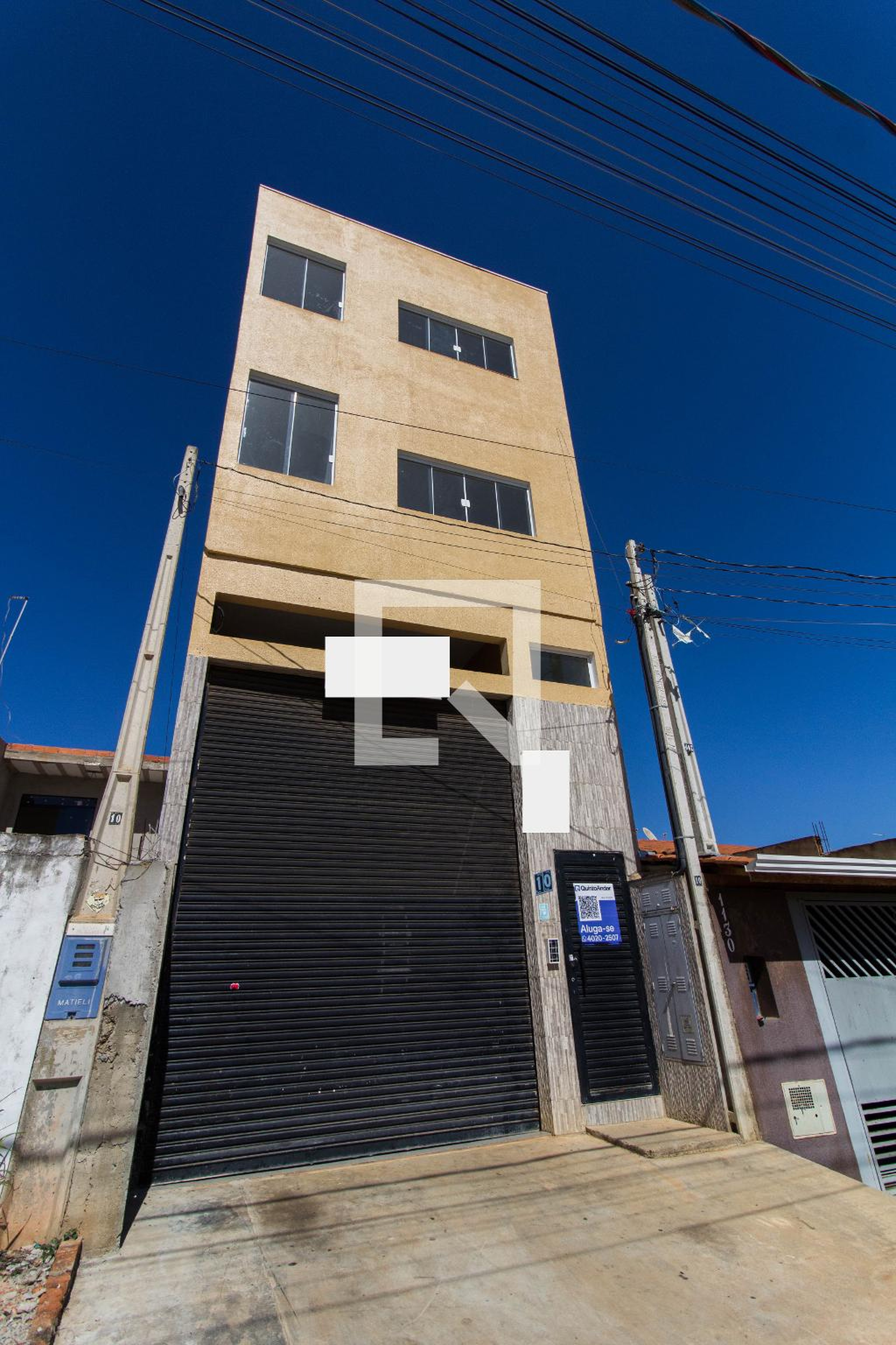 Fachada Condomínio em Rua Fausto Rodrigues de Oliveira, 10