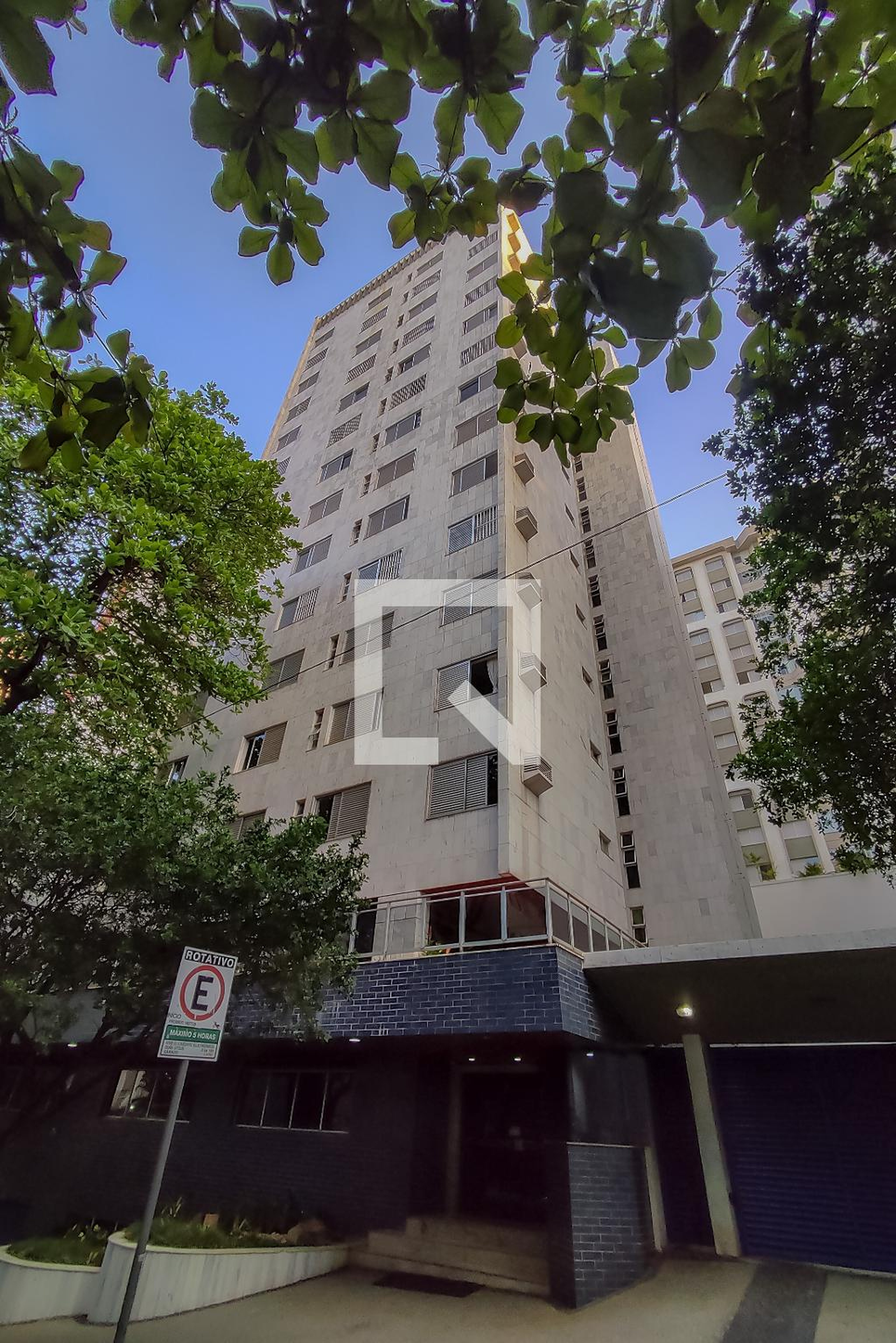 Fachada Edifício Palais de Charmont