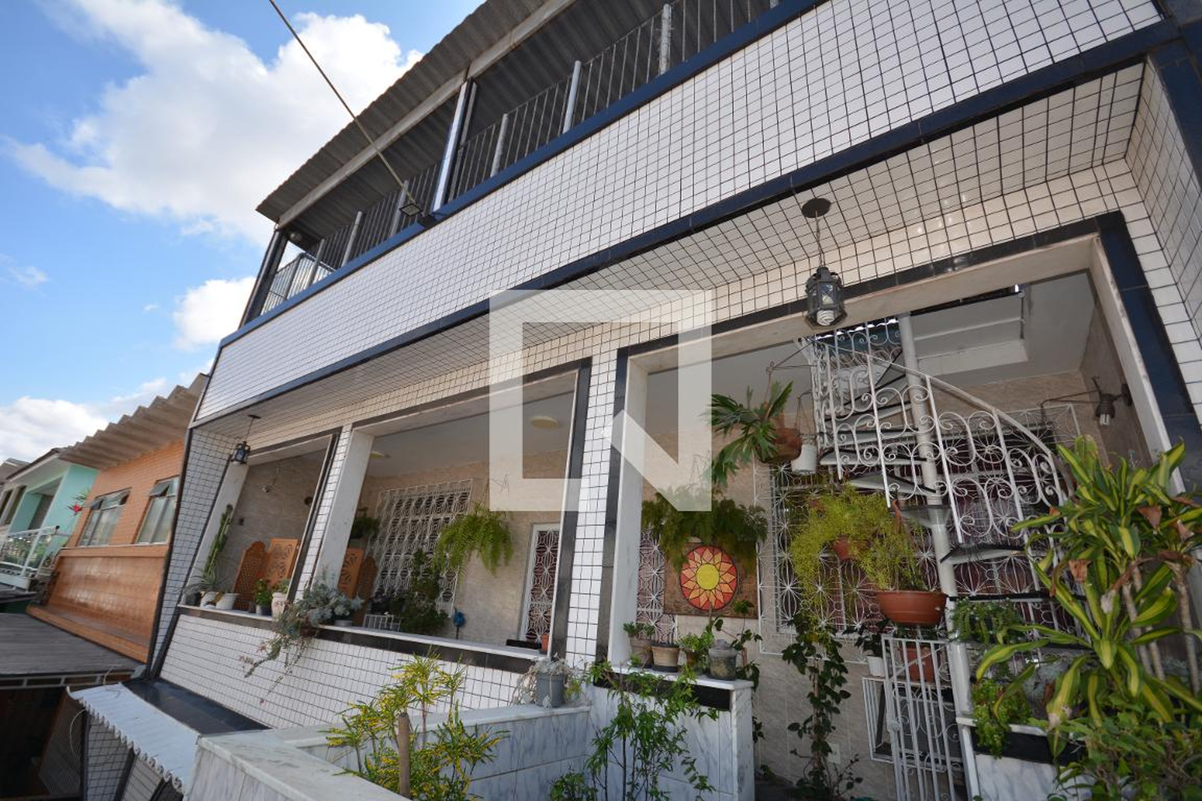 Fachada Condomínio em Rua Rogerio Cardoso, 183