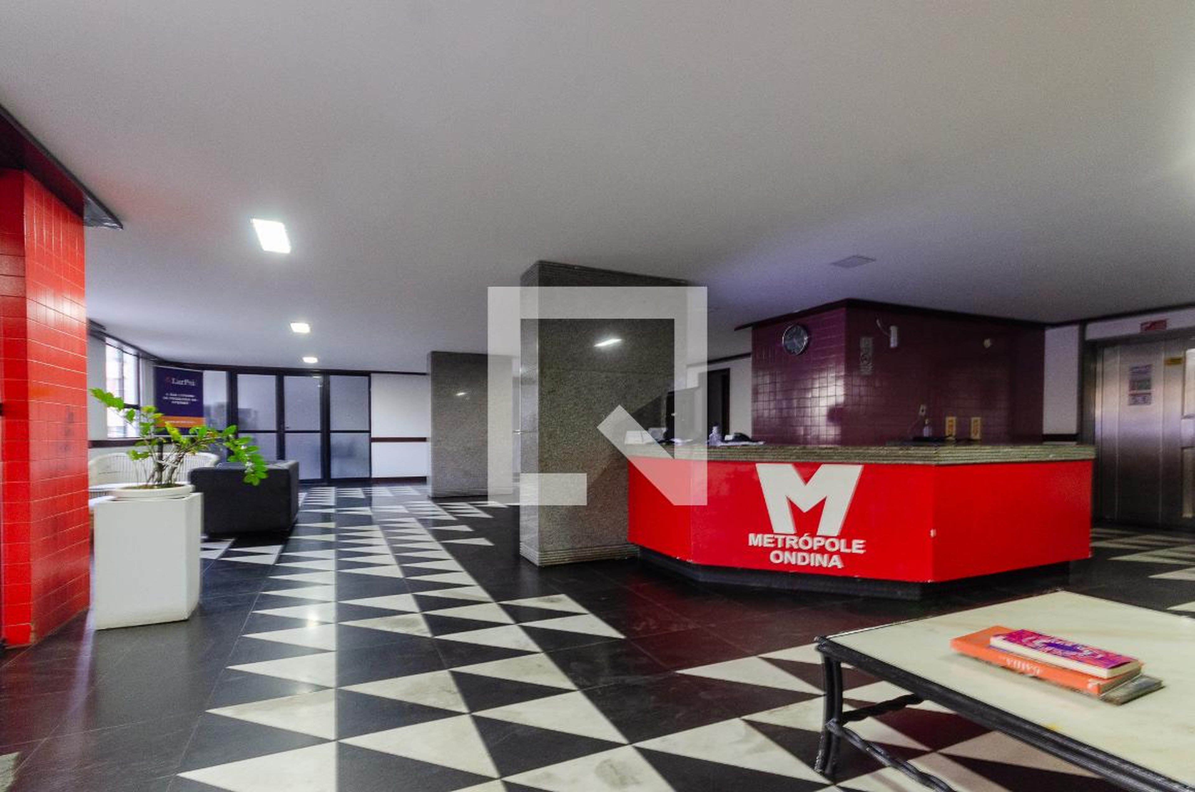 Hall de Entrada - Metrópole