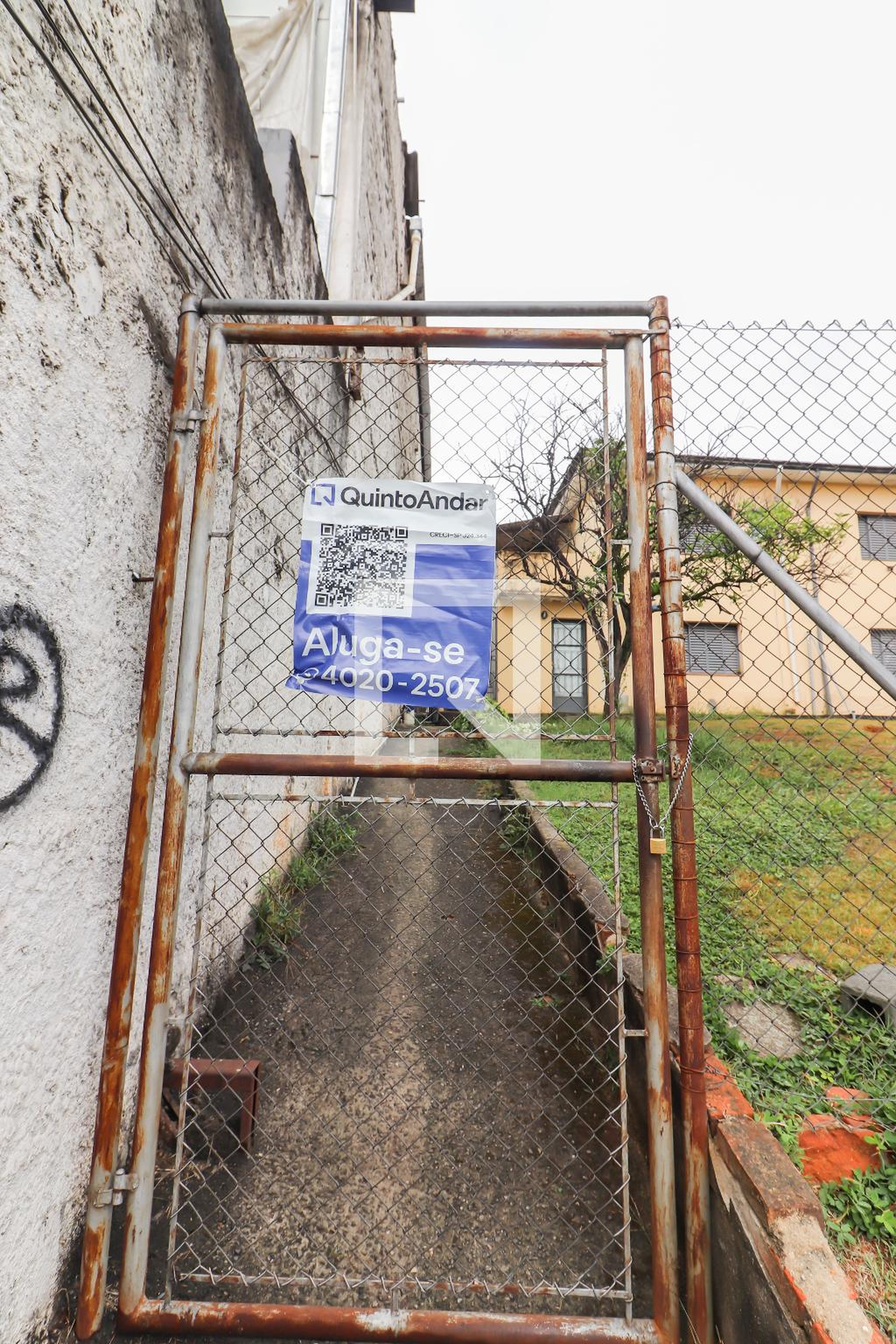 Fachada Condomínio em Avenida Corifeu de Azevedo Marques, 2095