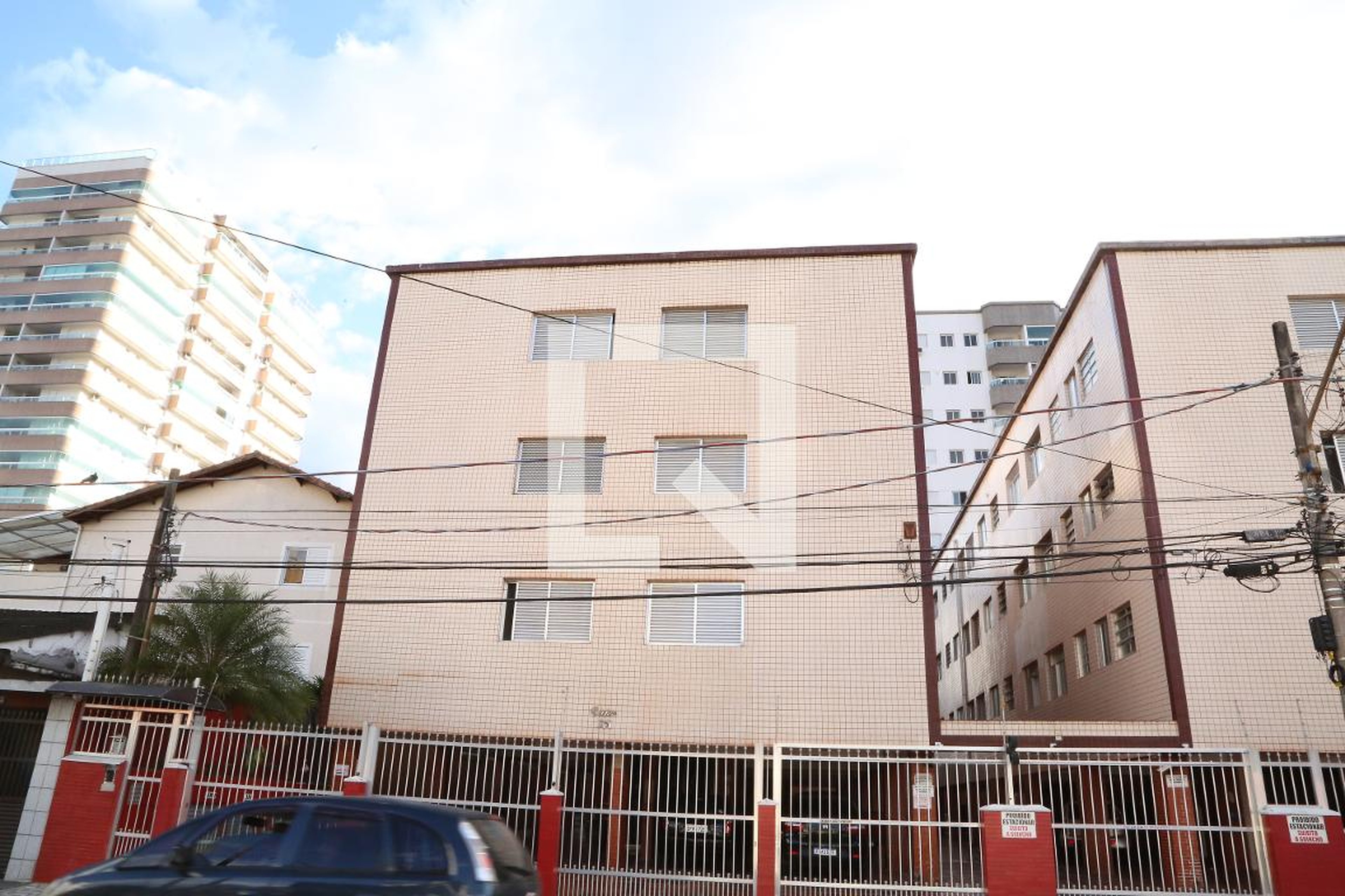 Fachada do Prédio Edifício Vivian e Alex