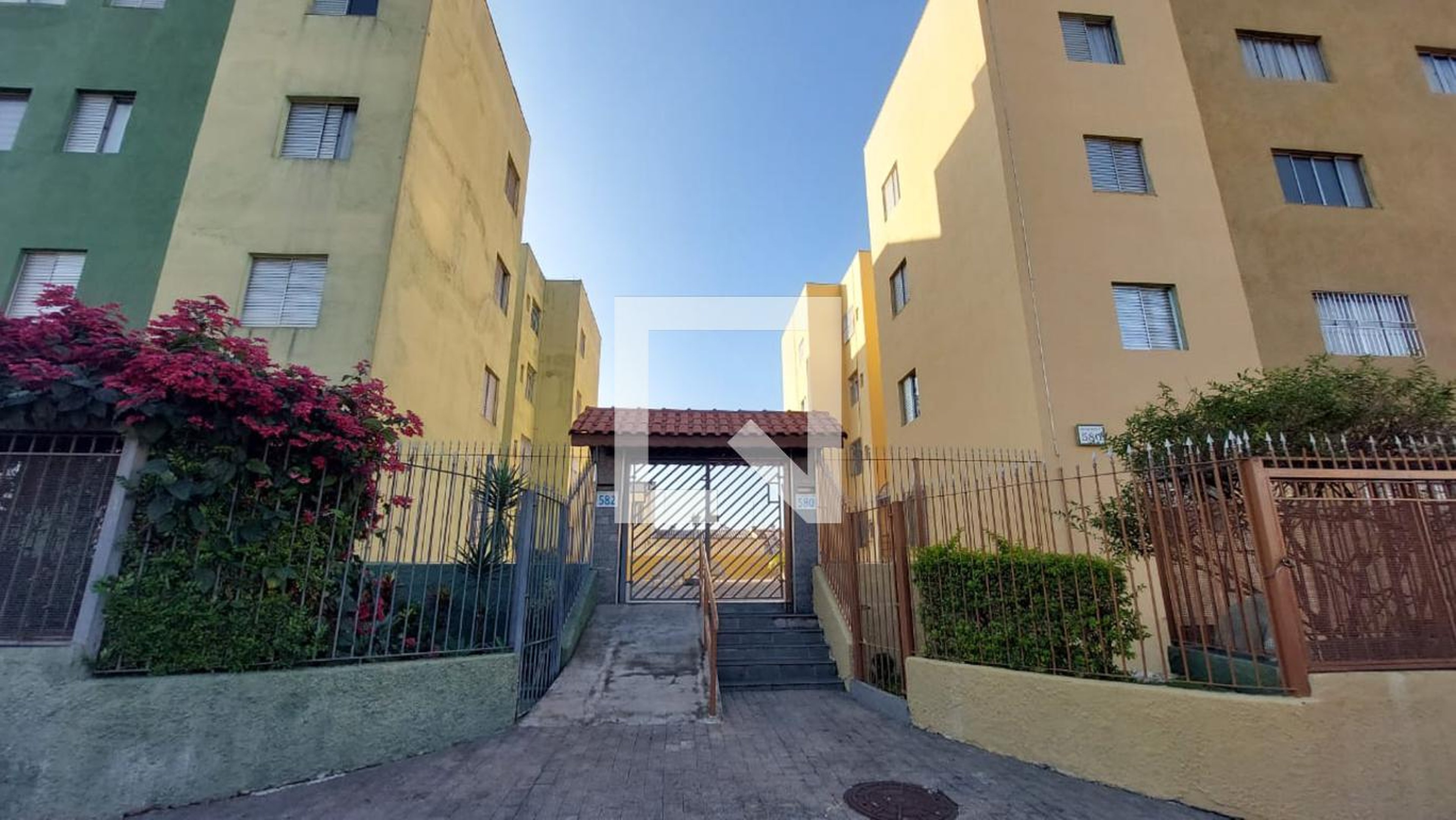 Fachada Condomínio Celeste II