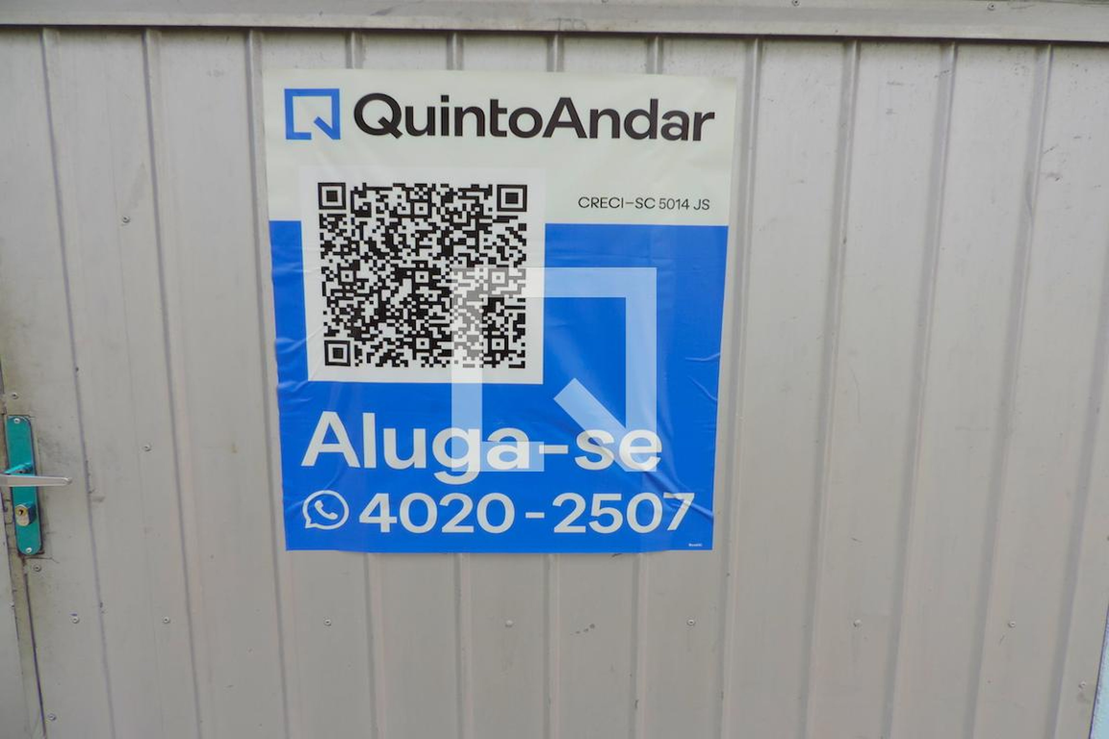 Fachada Condomínio em Rua Arno Lippel, 99