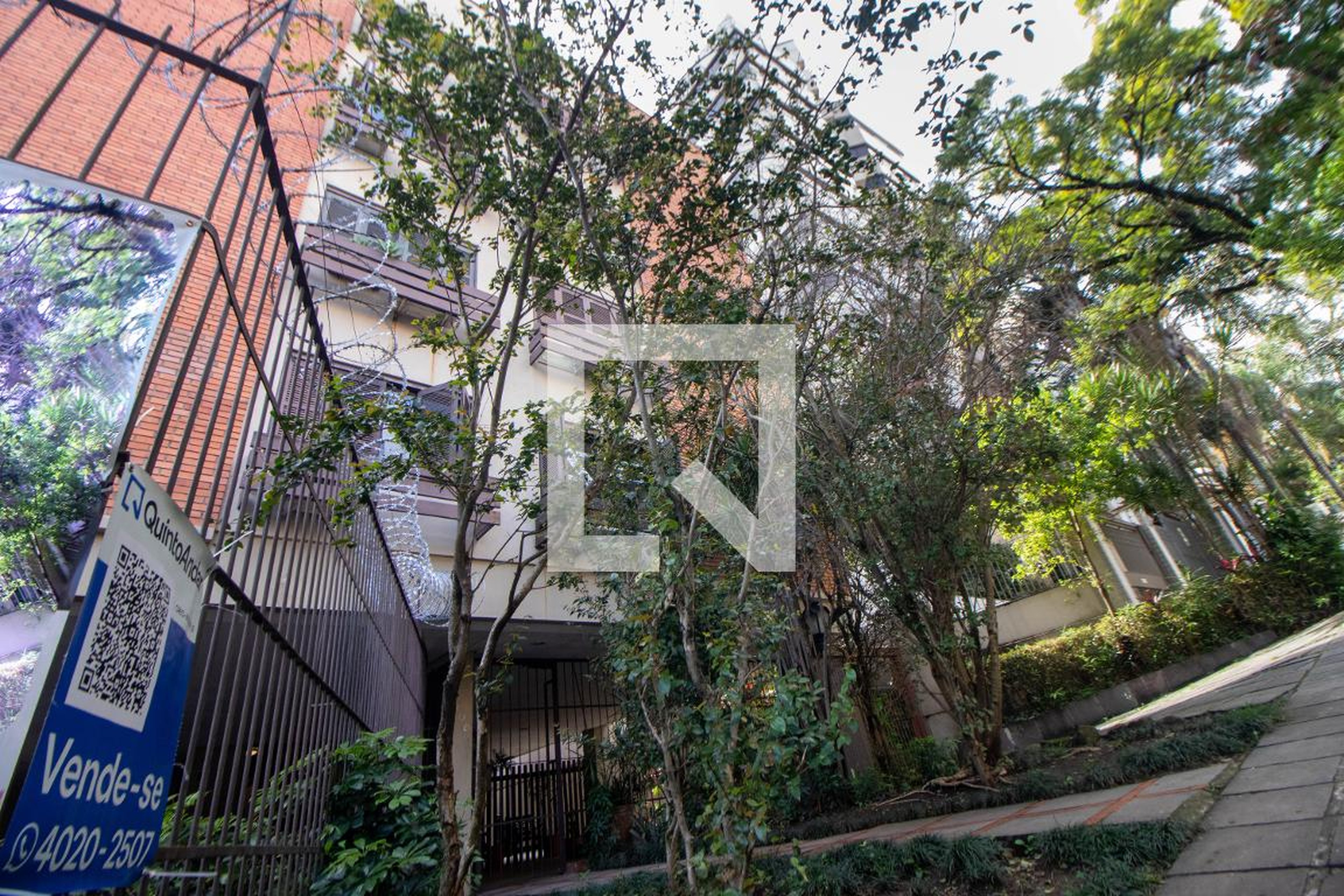 Fachada Edifìcio Almirante