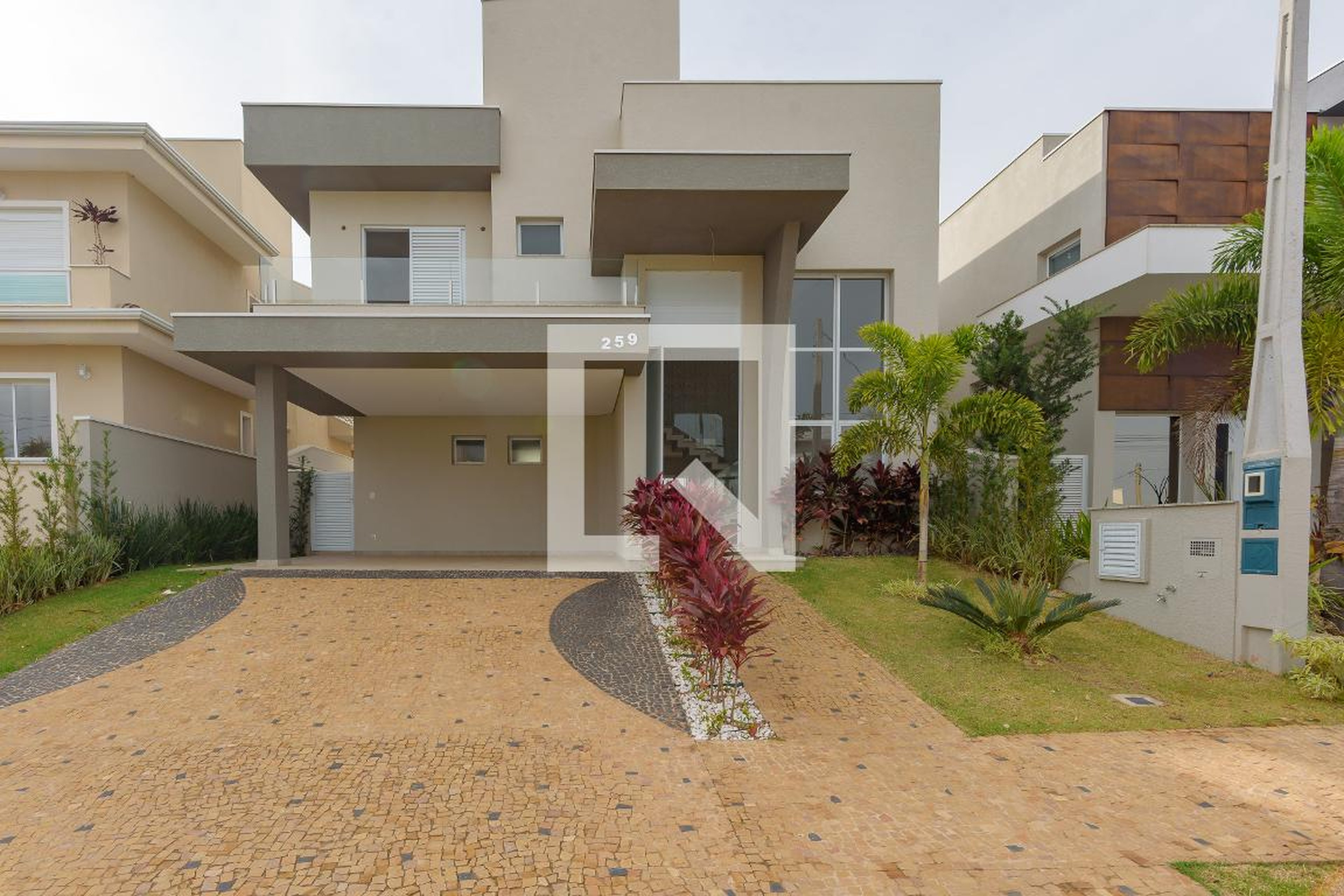 Fachada Condomínio Zermatt