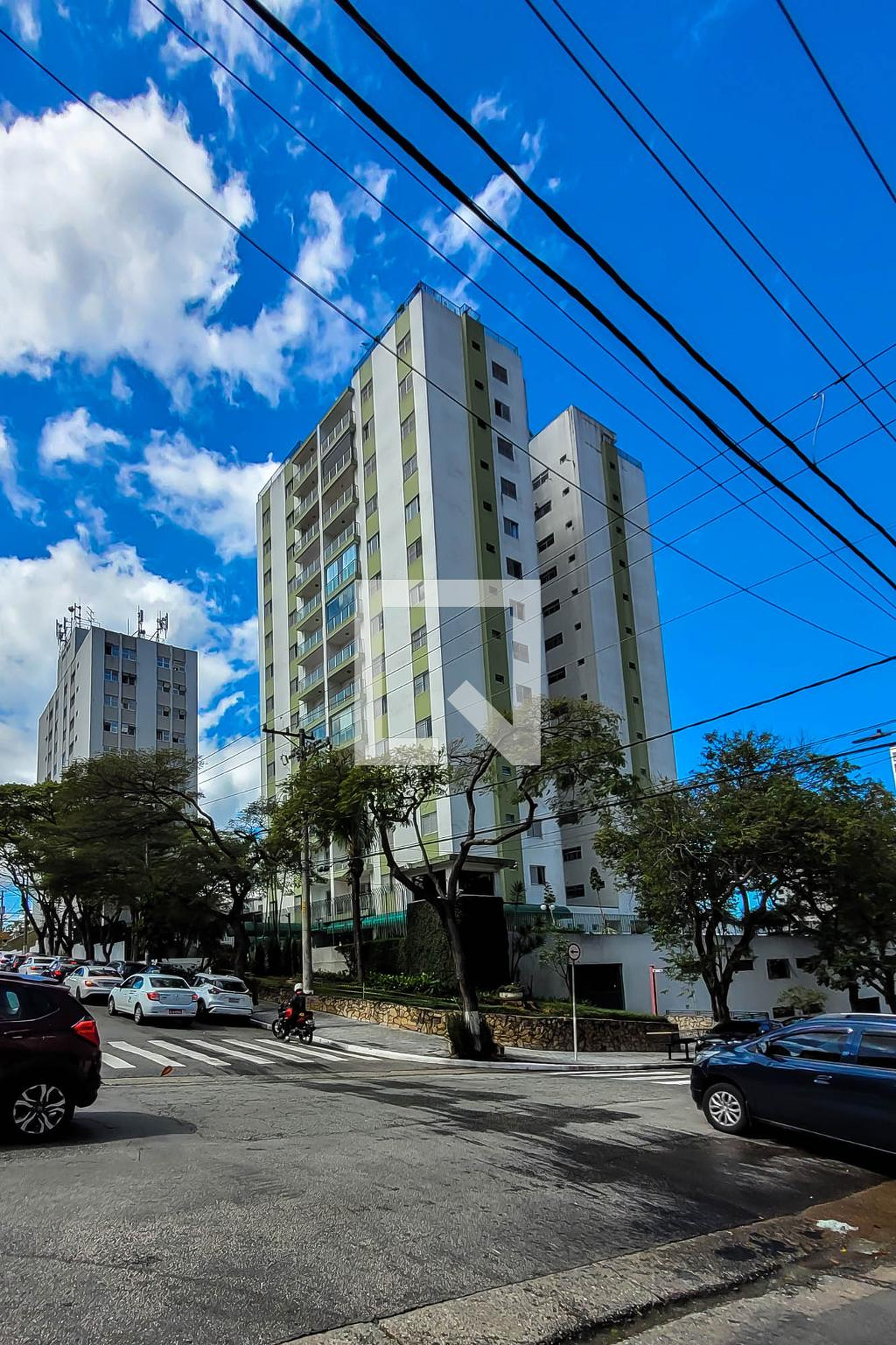 Fachada Condomínio em Rua Marquês de Olinda, 379