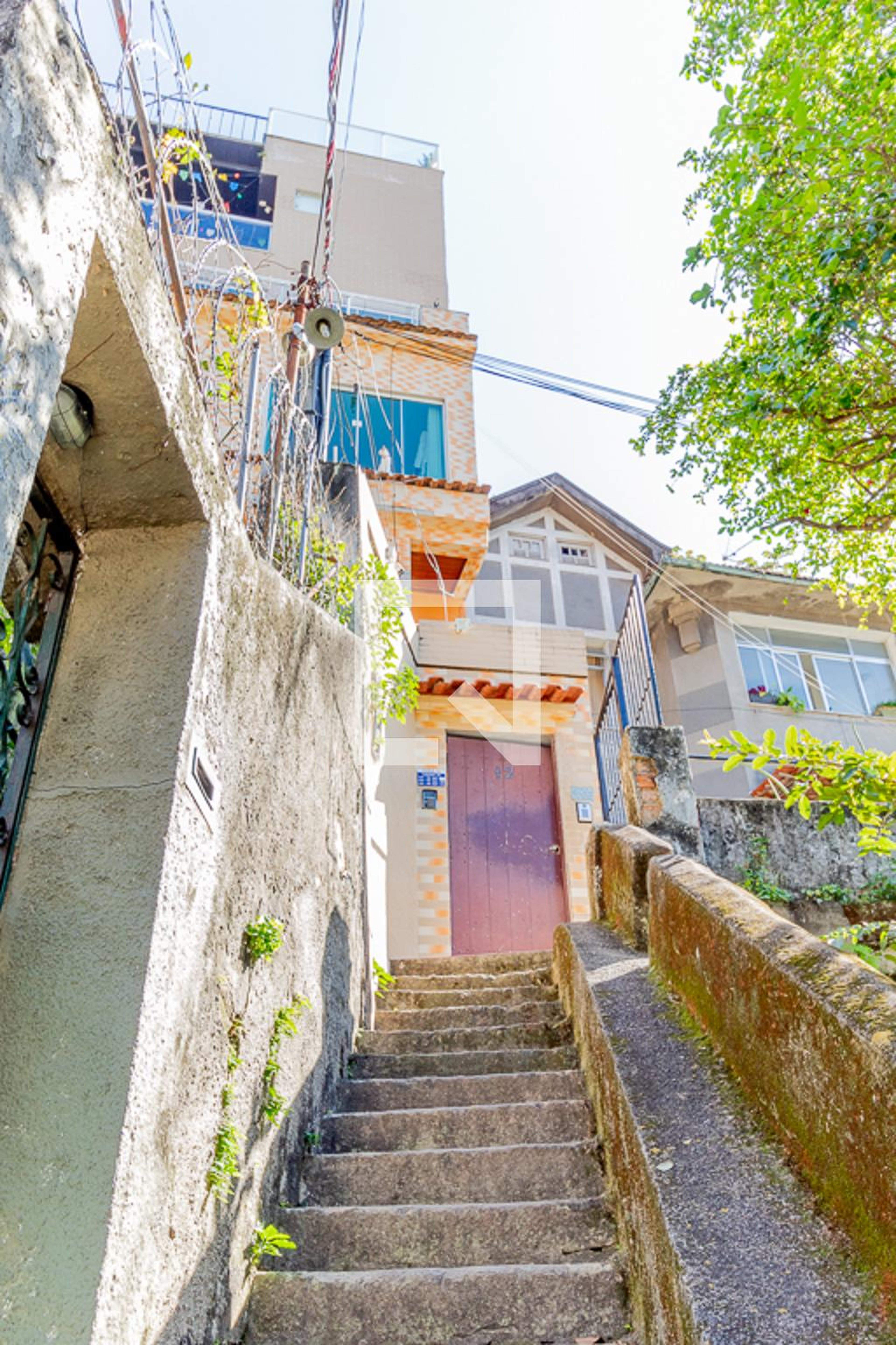 Fachada do Prédio Condomínio em Rua Pedro Américo, 466