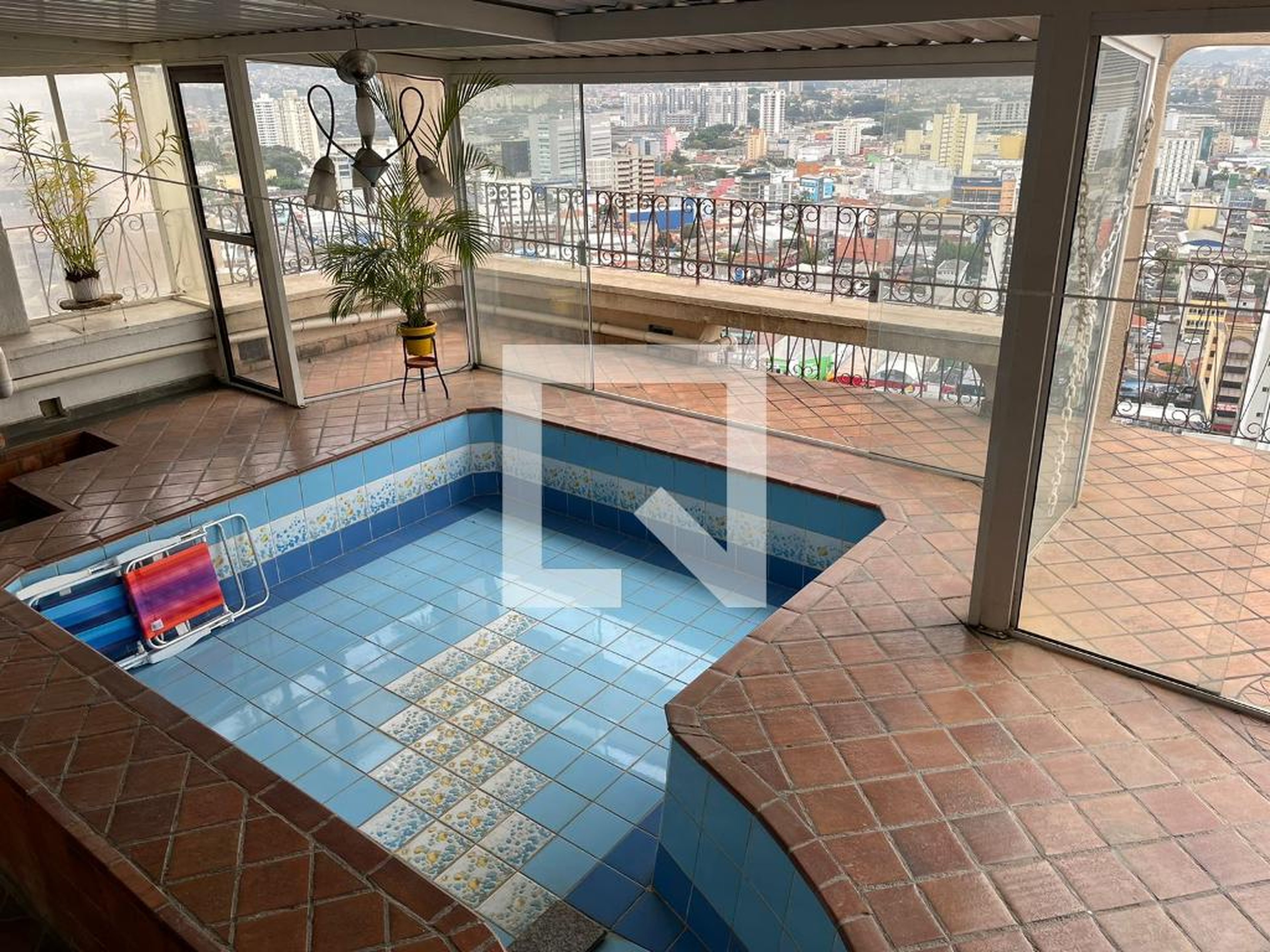 Piscina Coberta - Monte Ararat