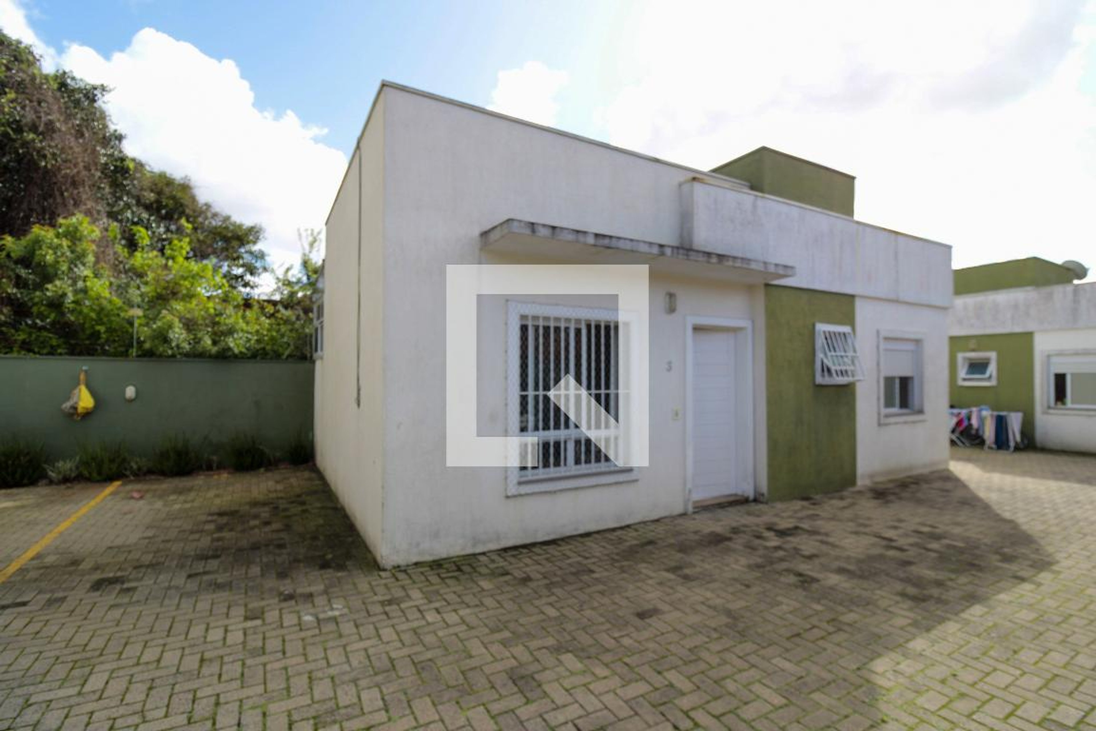 Fachada Condomínio em Rua Primeiro de Maio, 2179