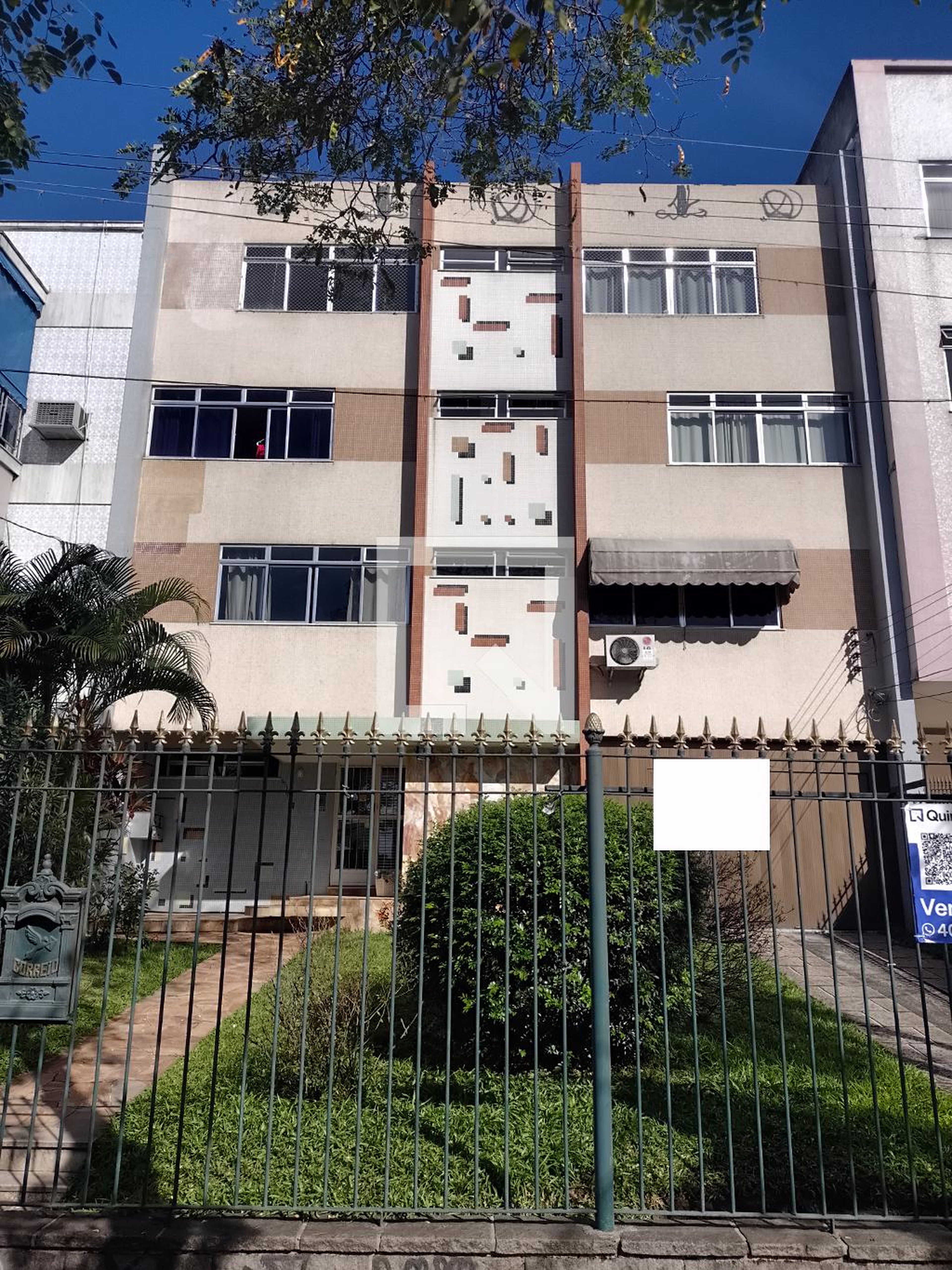 Fachada do Prédio Condomínio em Estrada do Dendê, 1897