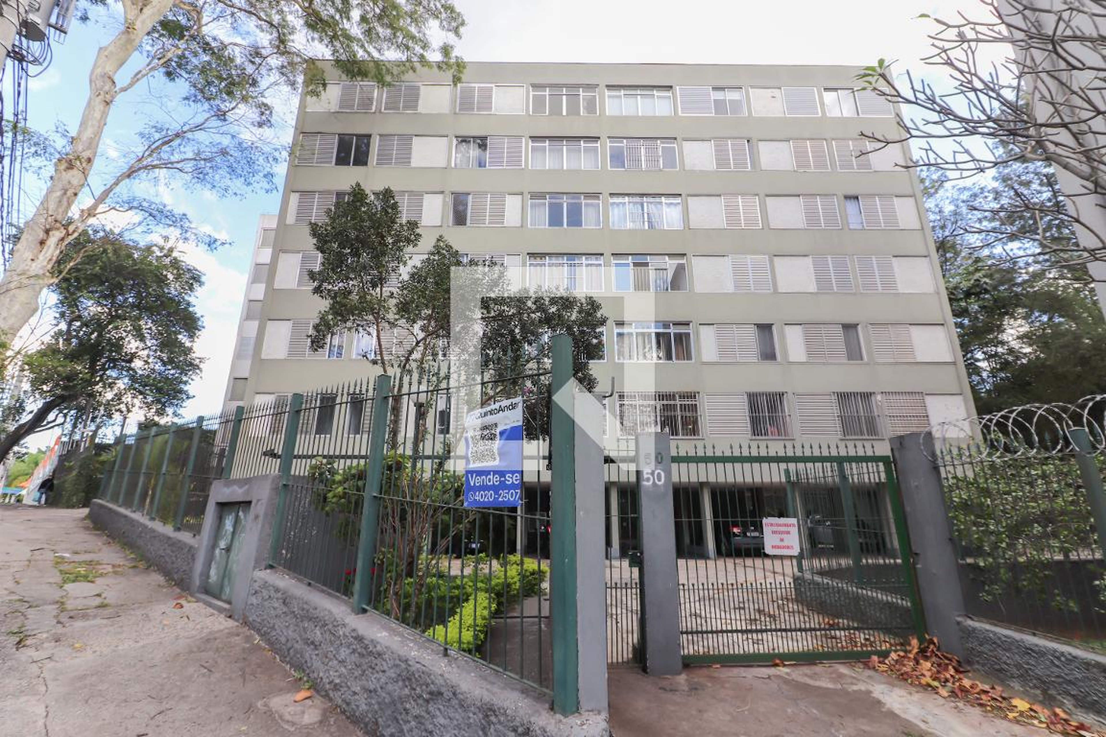 Fachada do Condomínio Condomínio Charles Chaplim