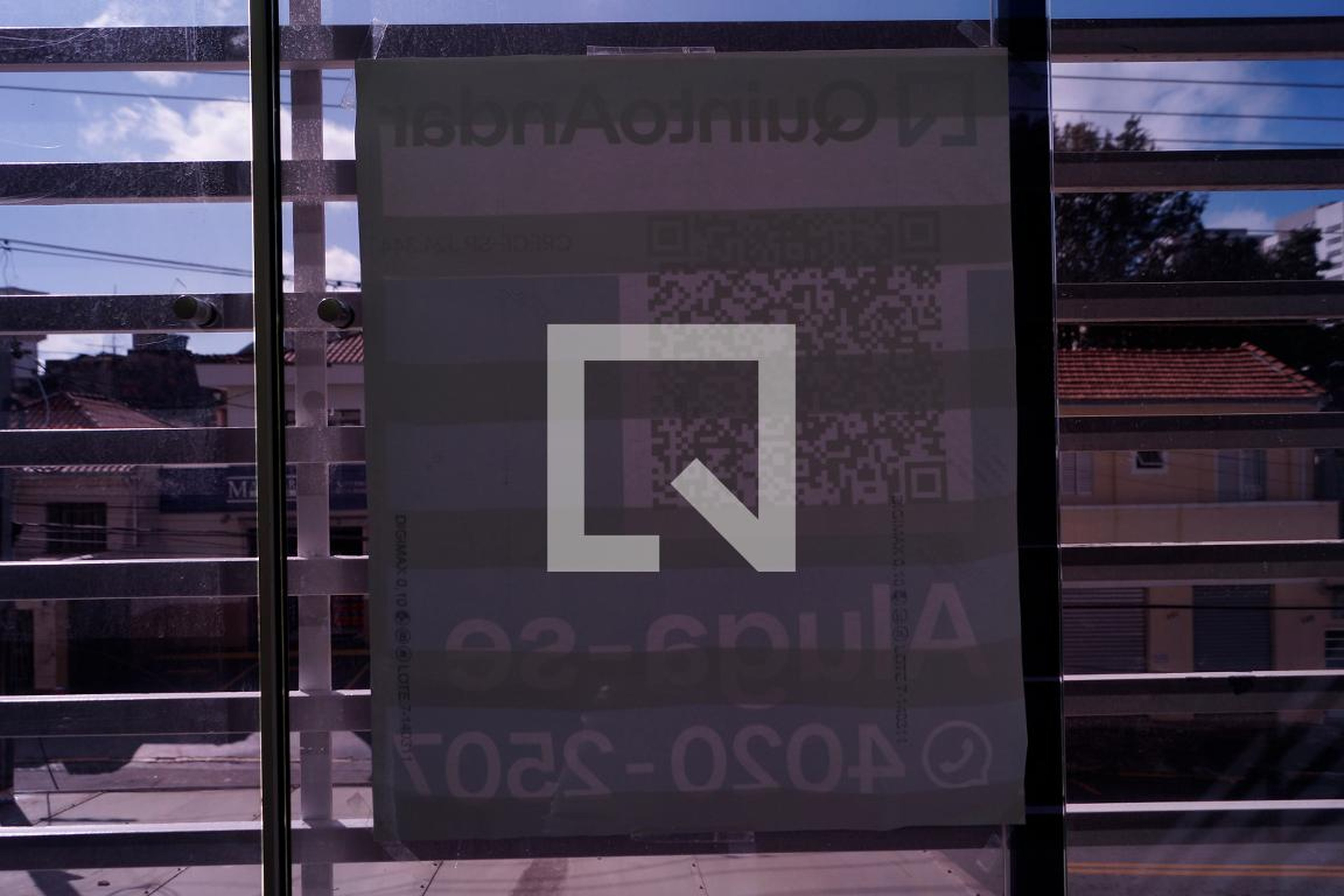 Fachada Condomínio em Rua Salvador Simões, 538