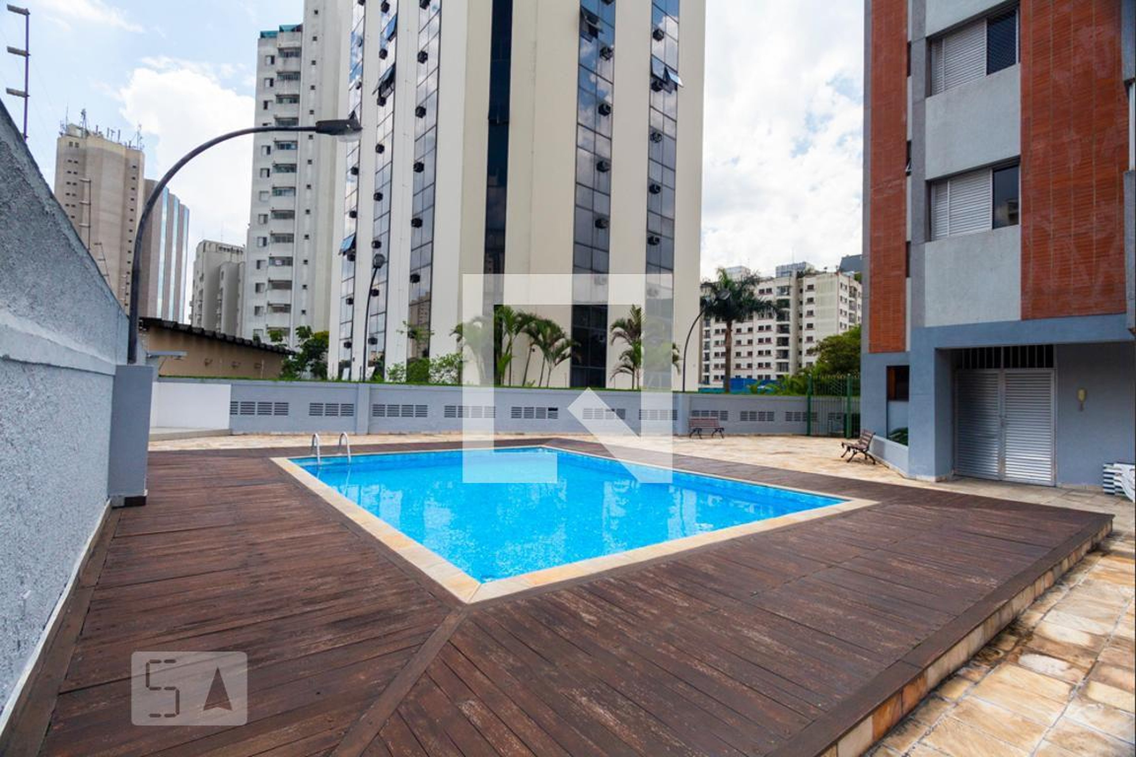 Piscina - Edifício Diana