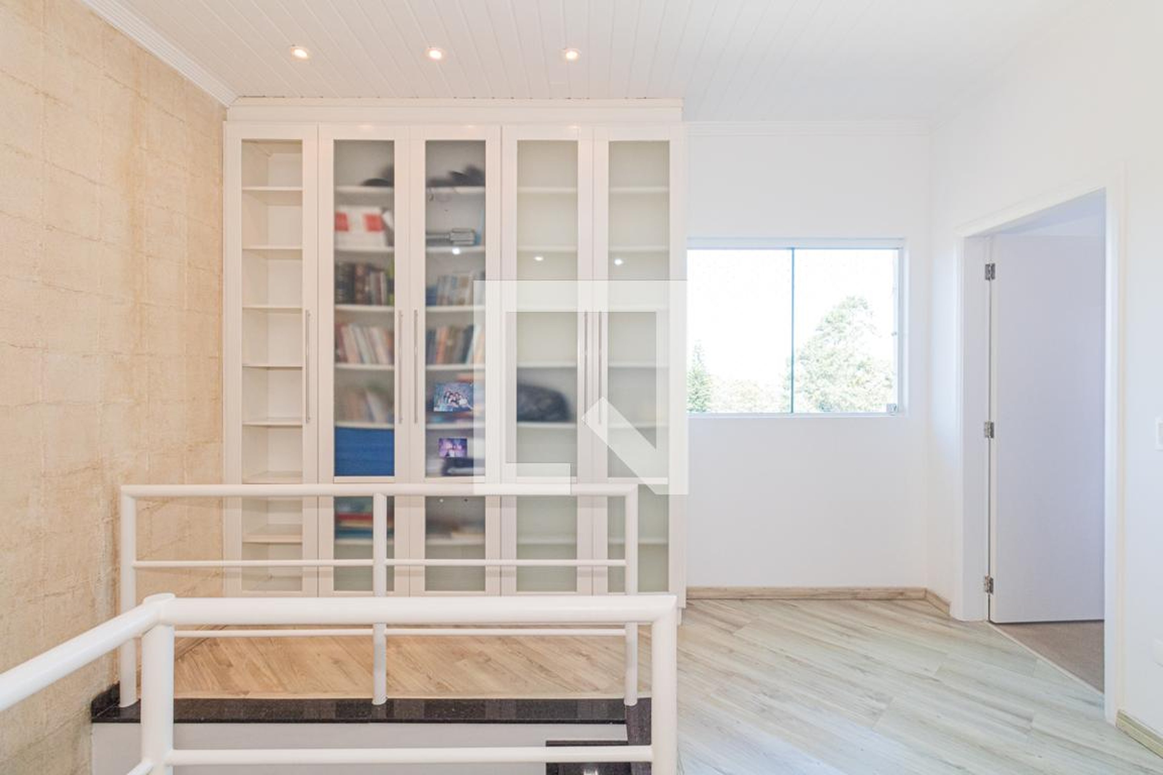 Hall Condomínio em Rua Maria da Conceição Fonseca, 10