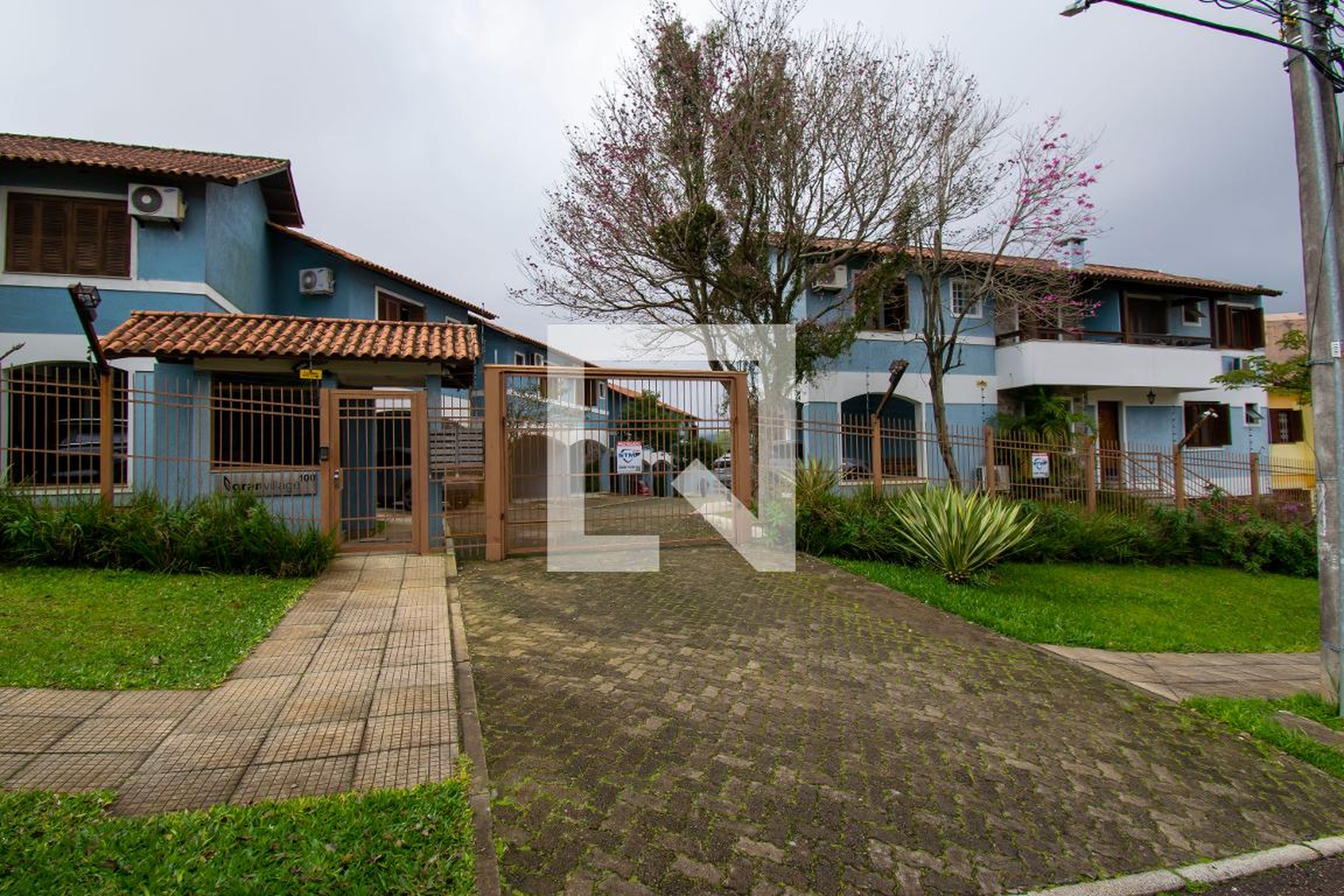 Fachada do Condomínio Residencial Gran Village