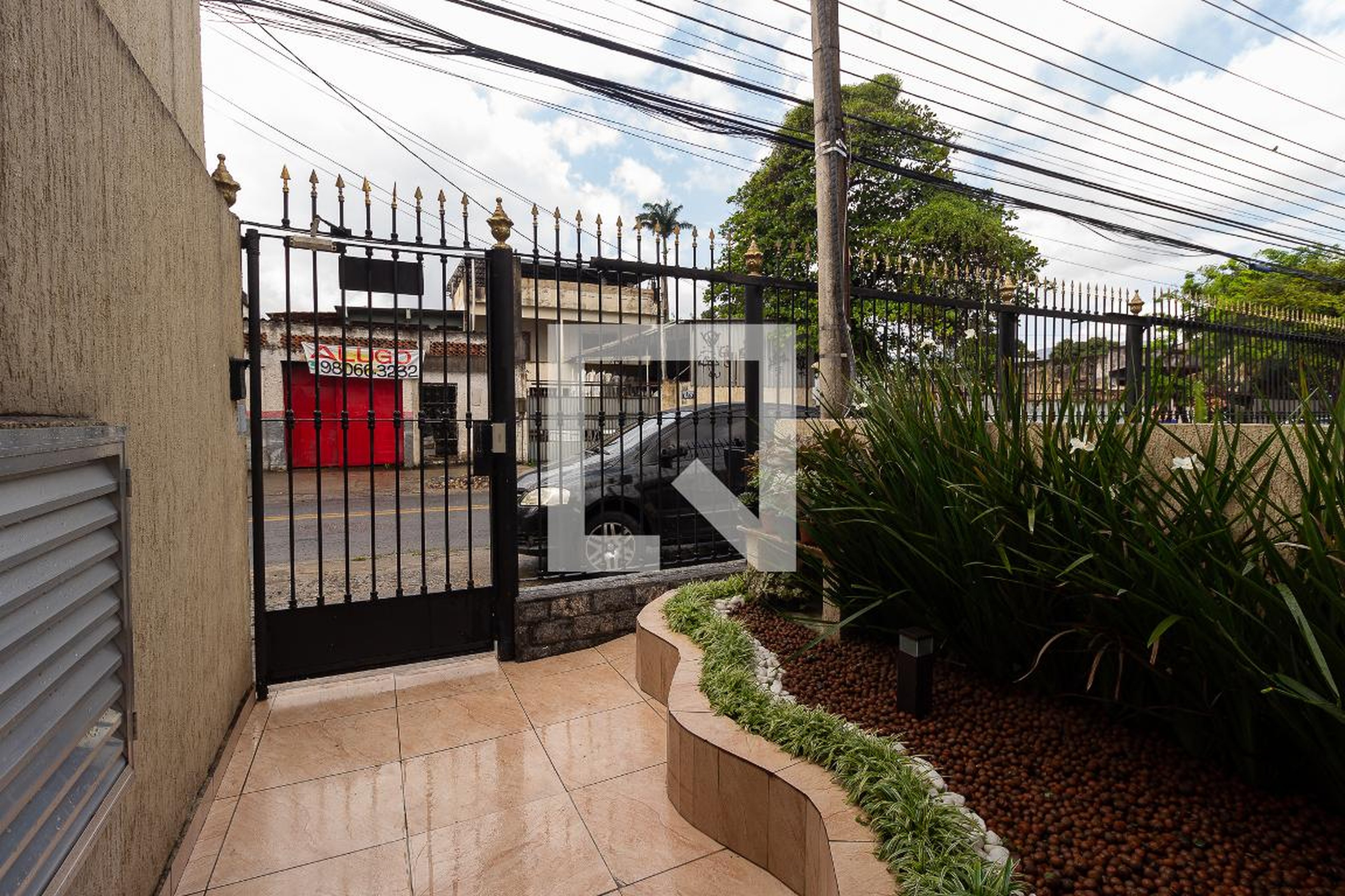 Fachada do Condomínio Condomínio em Rua Mora, 414