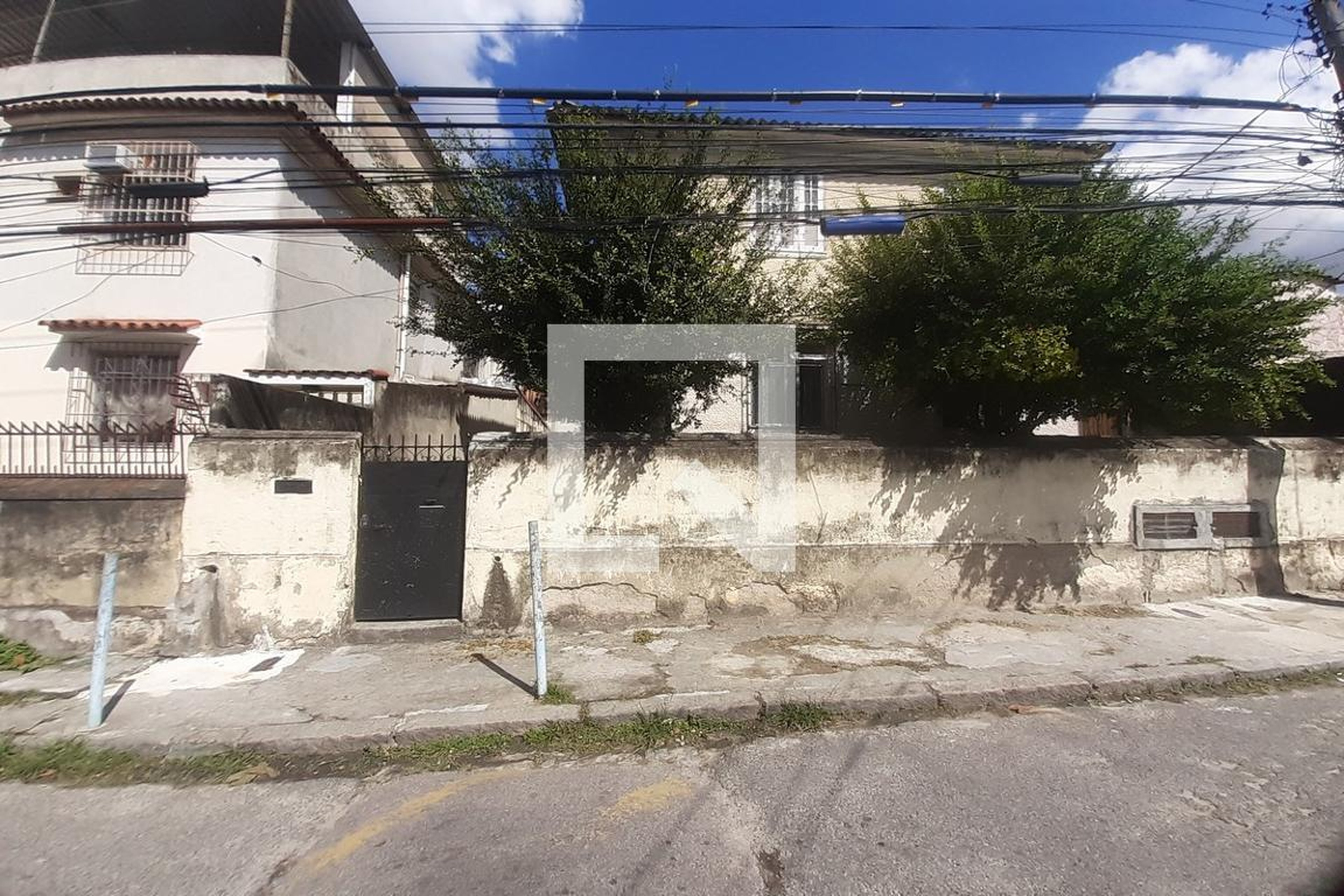 Fachada Condomínio em Rua Uarumã, 49