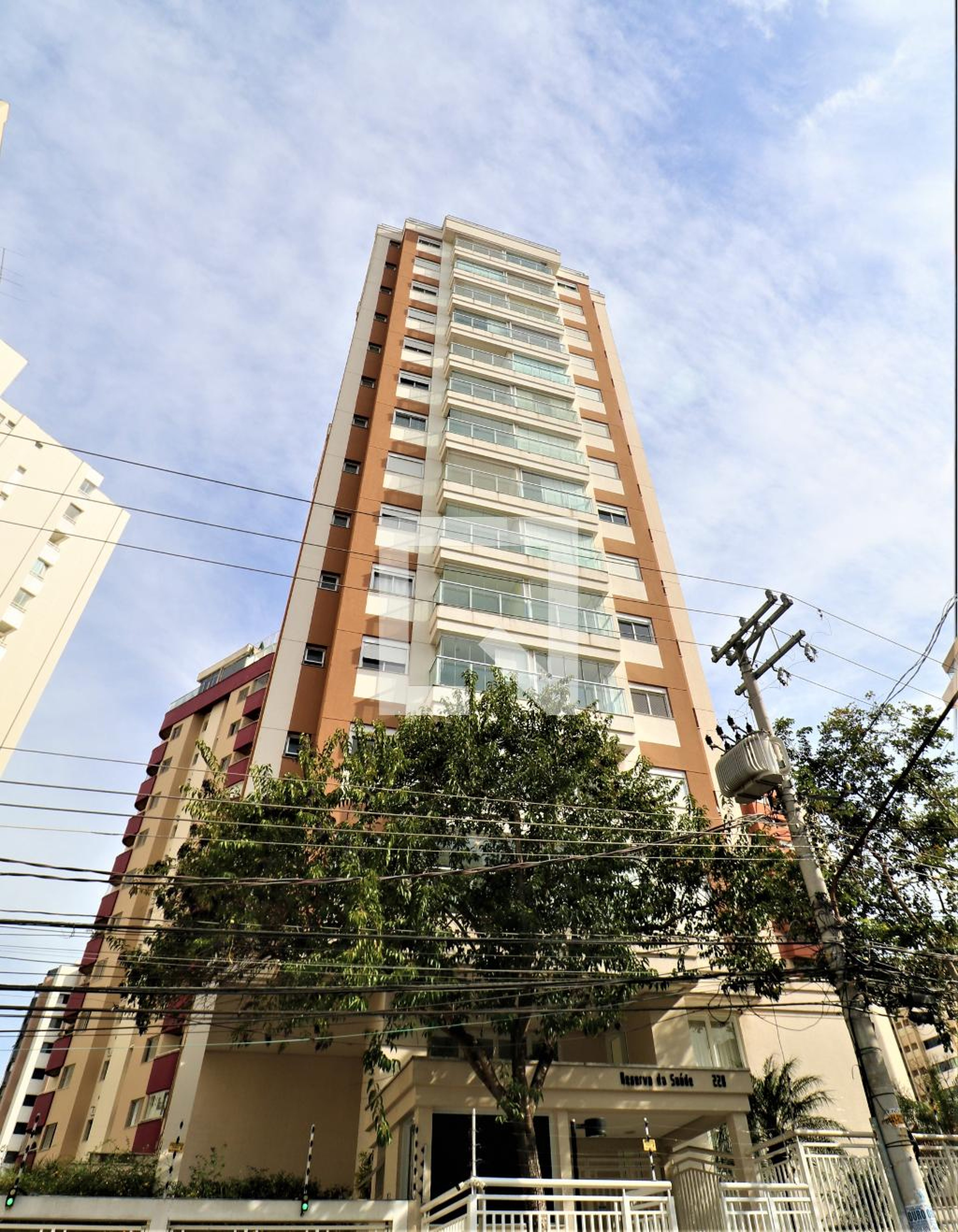 Fachada do Condomínio Condomínio Reserva da Saúde