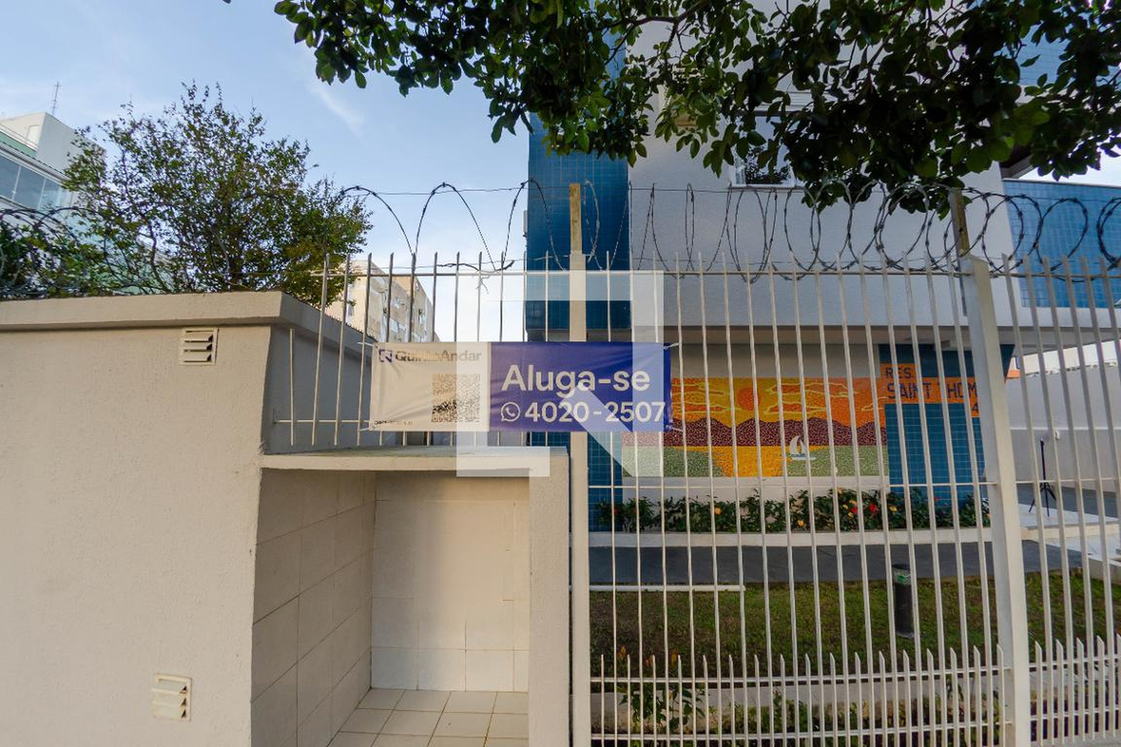 Fachada Condomínio em Rua Vasco de Oliveira Gondin, 430