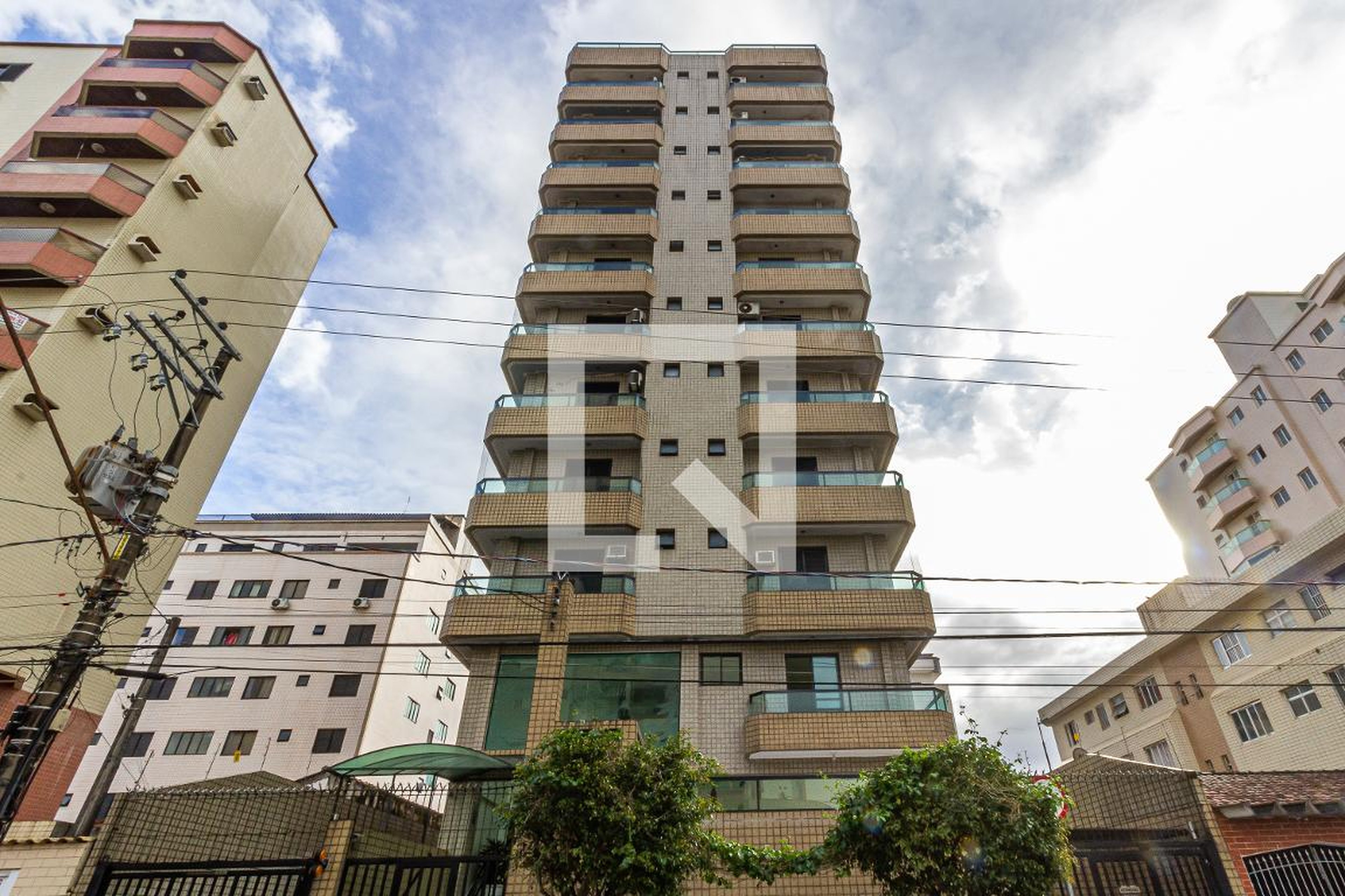 Fachada Condomínio Vivian Naiane