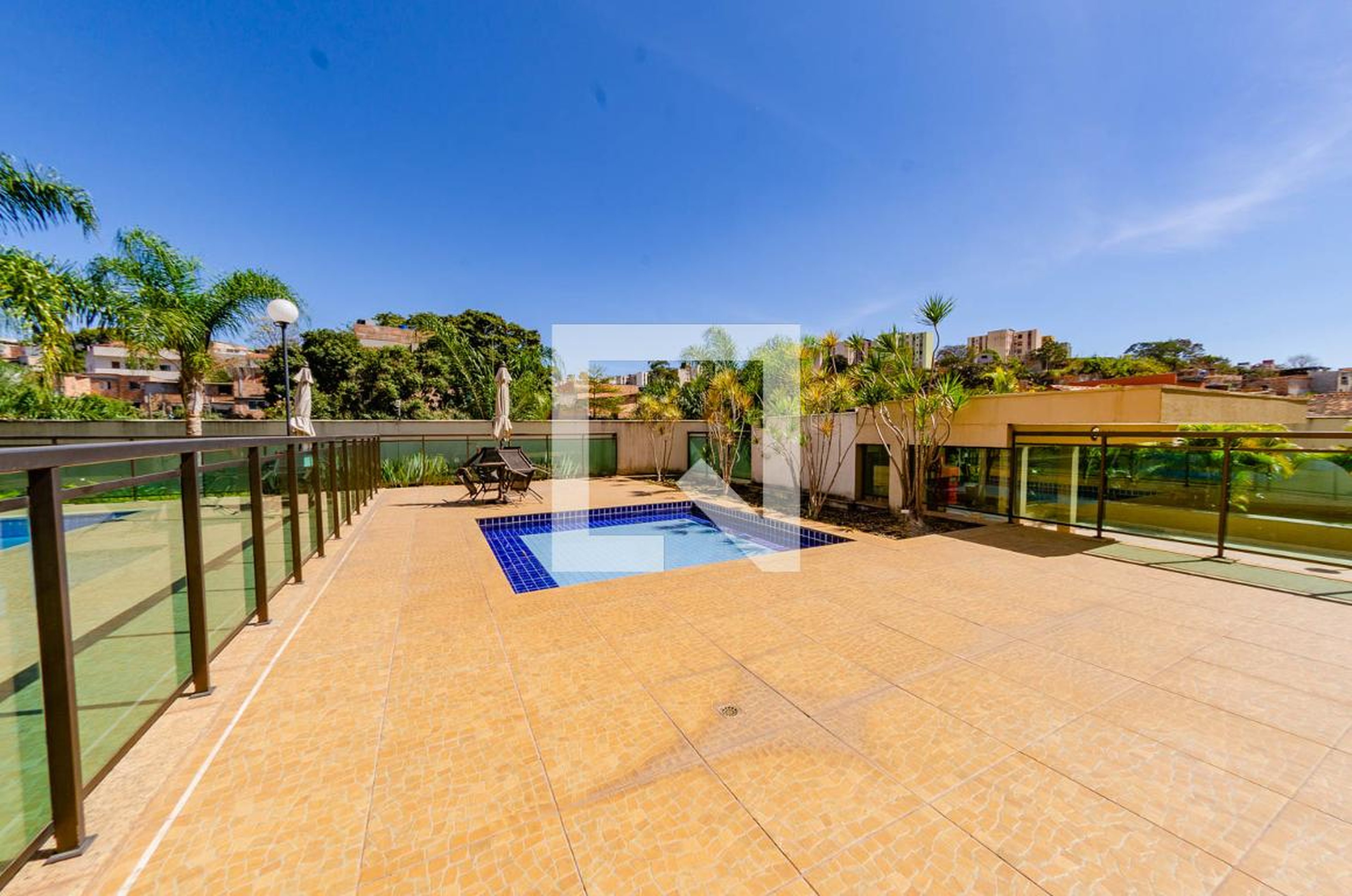 Piscina infantil - Opera Parque Residencial