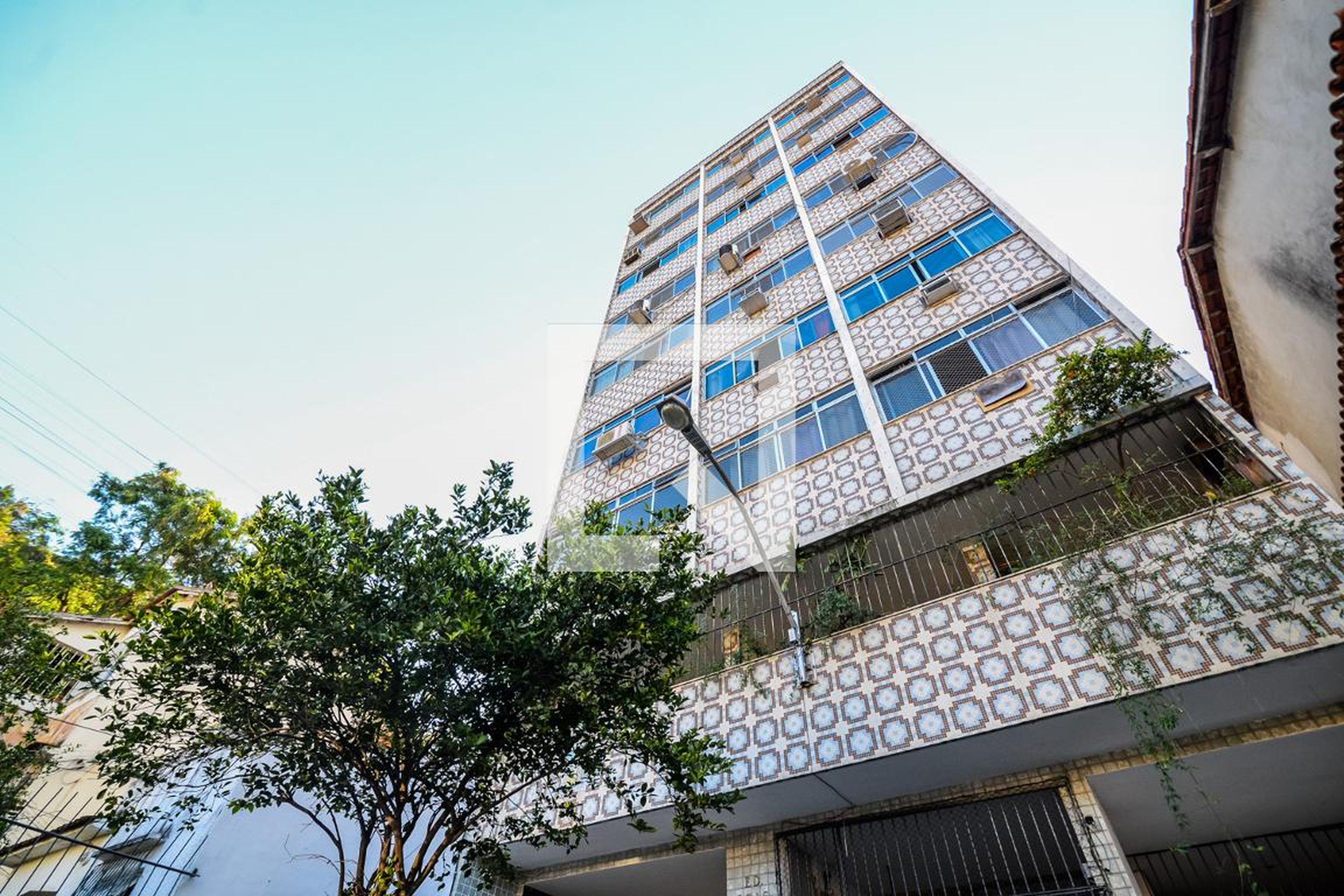 Fachada Edifício Egas Moniz