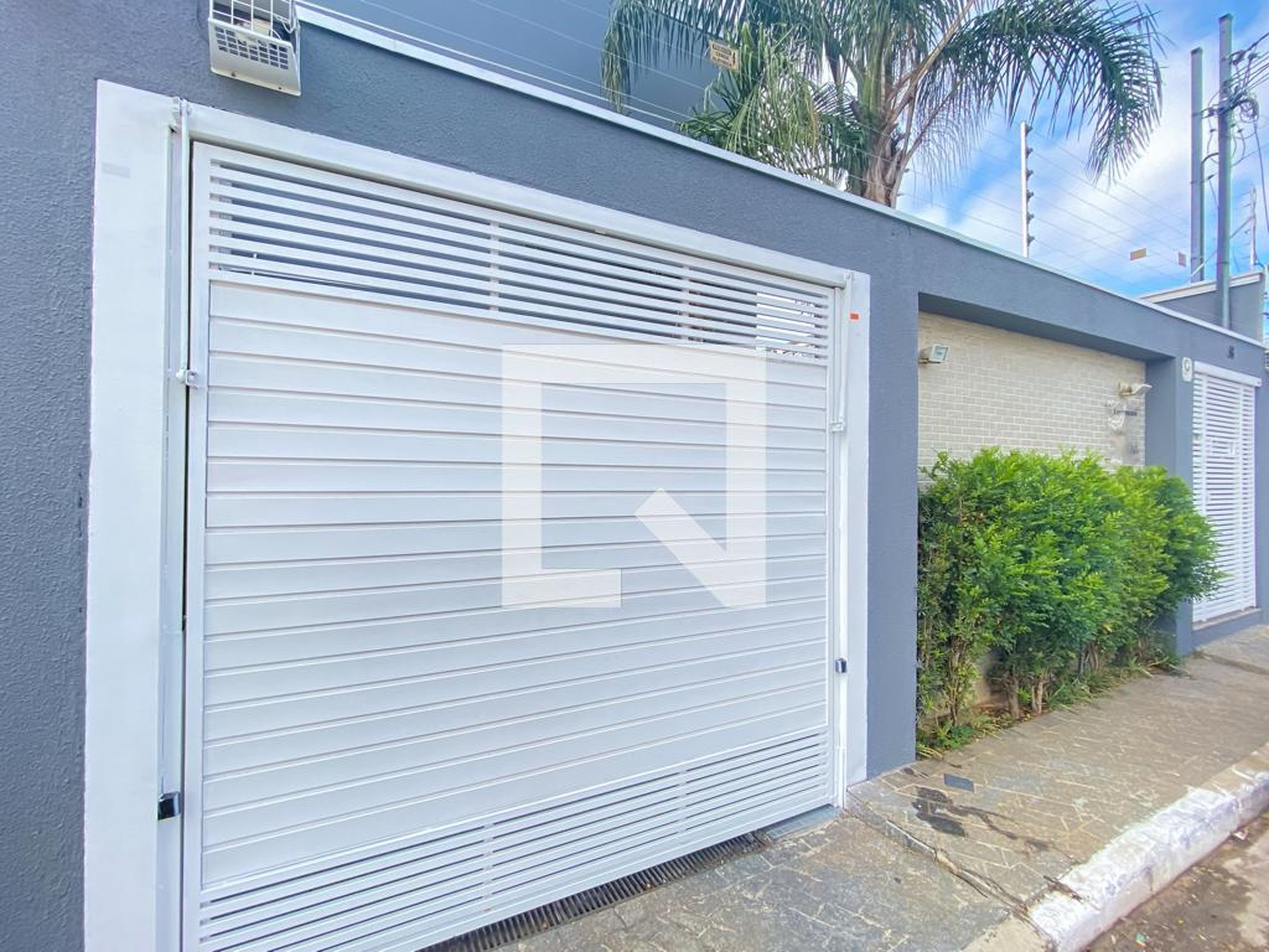 Fachada do Condomínio Condomínio em Rua Teodósio Nobre, 36