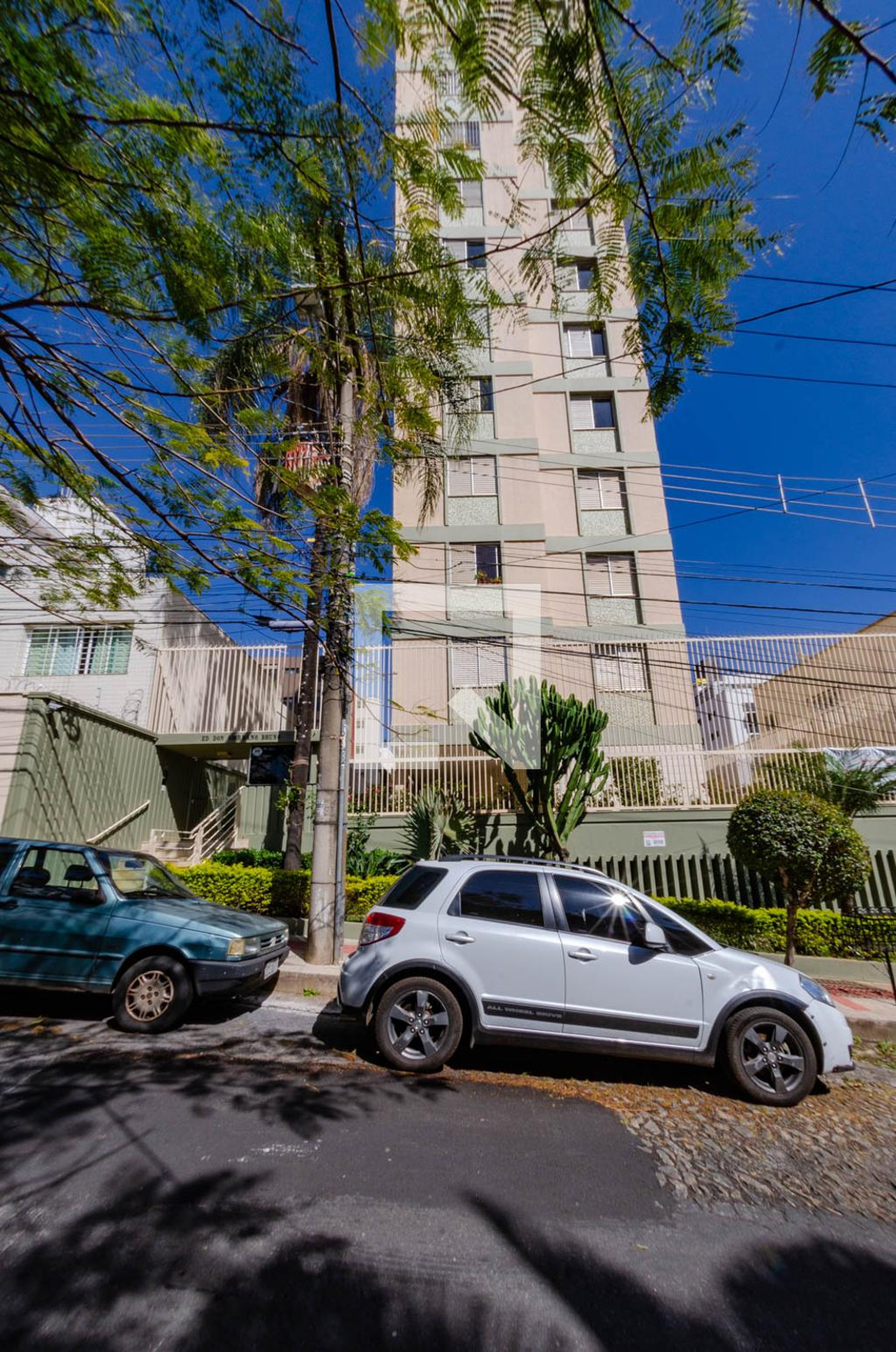 Fachada Condomínio em Rua Cura D'Ars, 1298