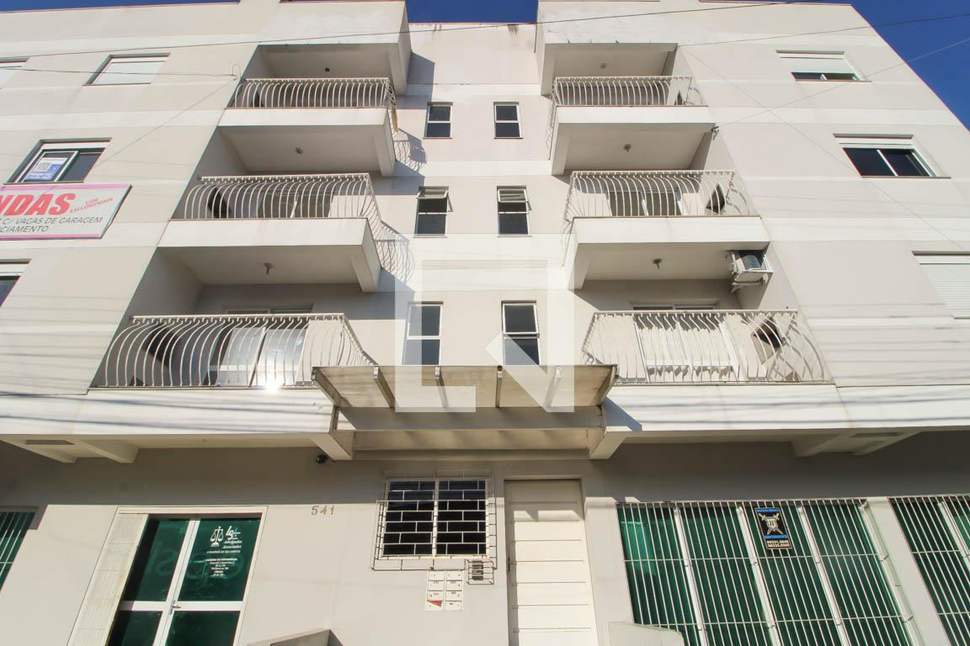 Fachada Condomínio Comercial e Residencial Êxito