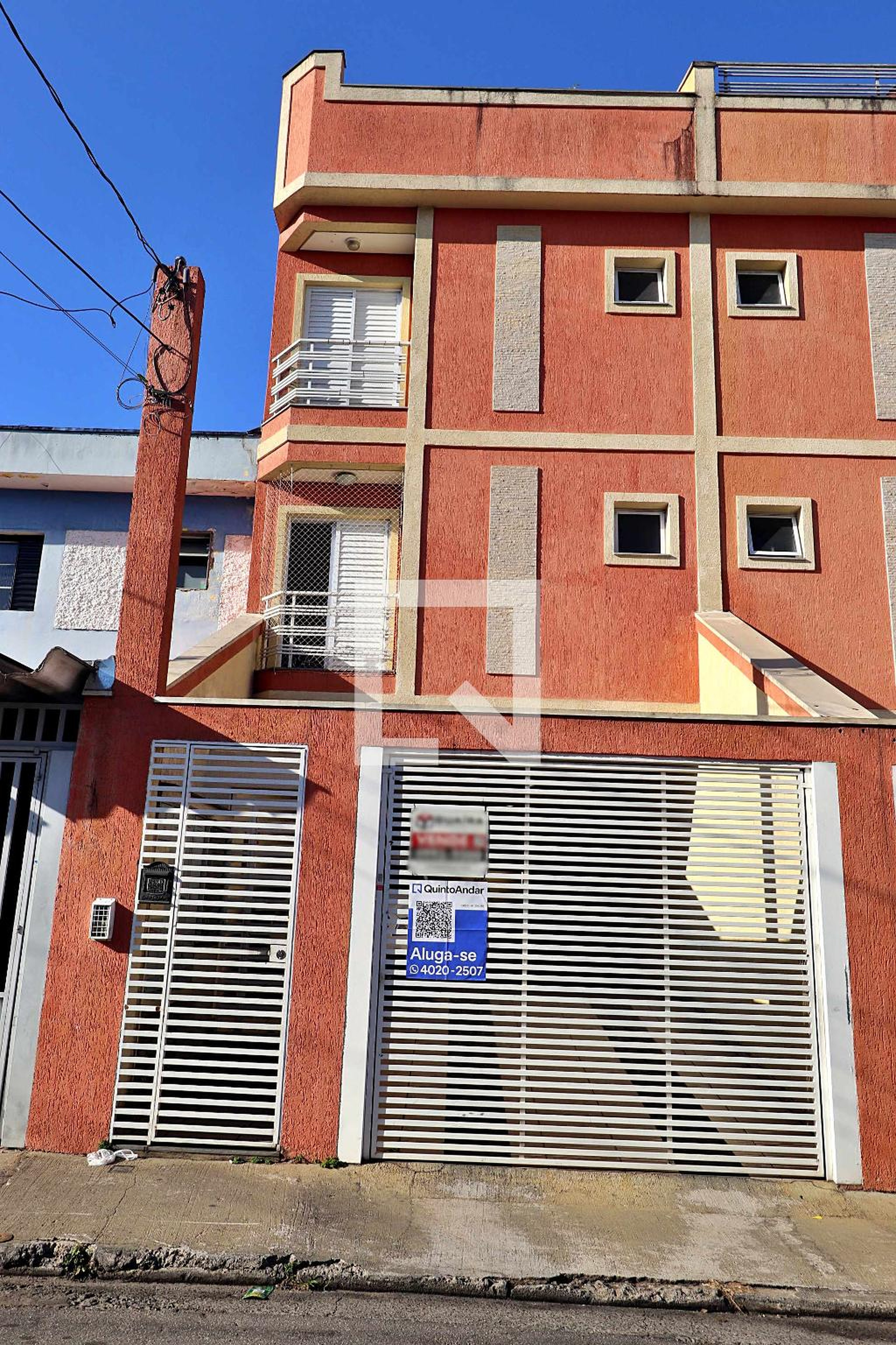 Fachada Condomínio em Rua Jundiaí, 498