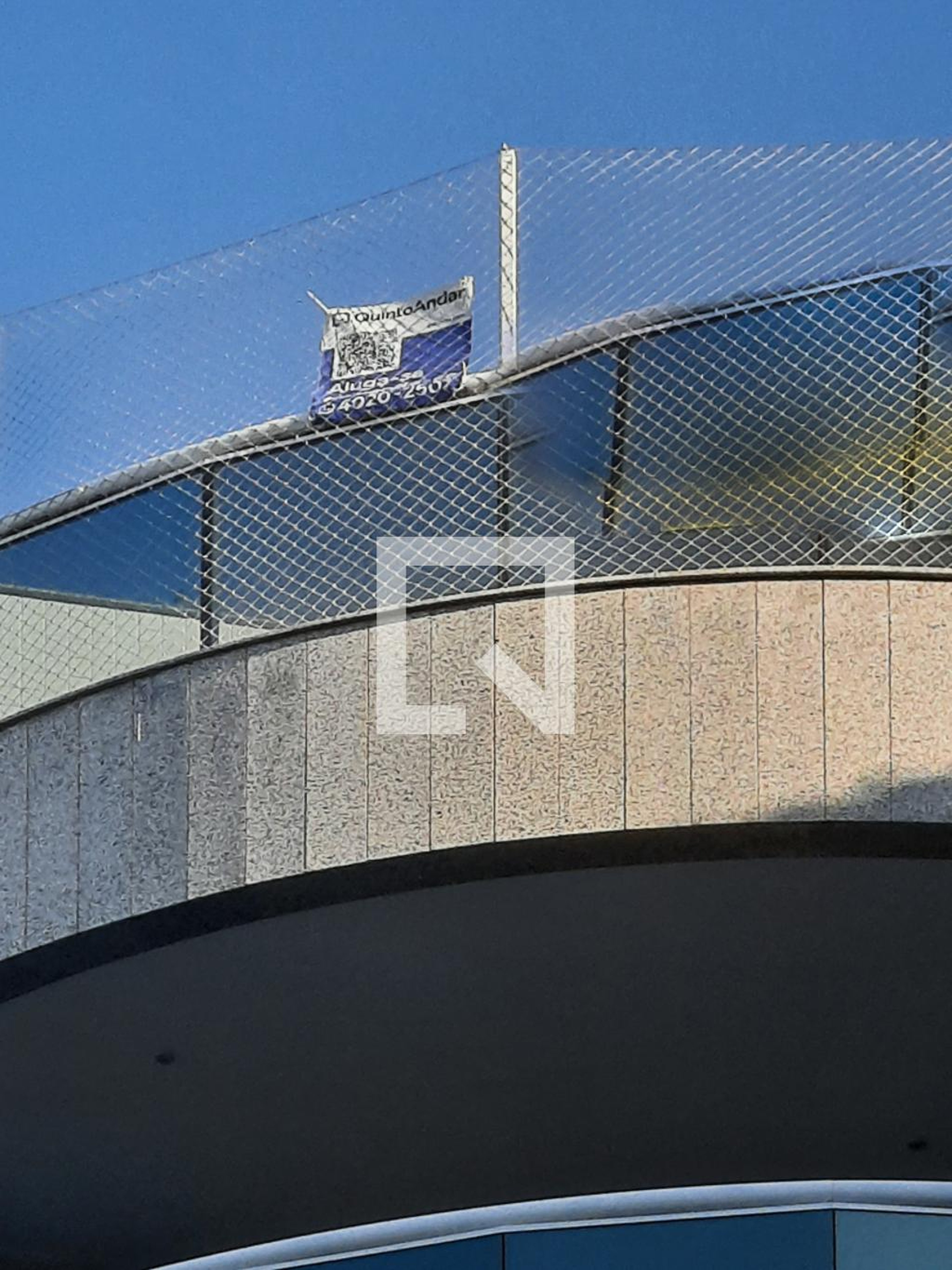 Fachada Condomínio em Rua Almirante Ary Rongel, 1260