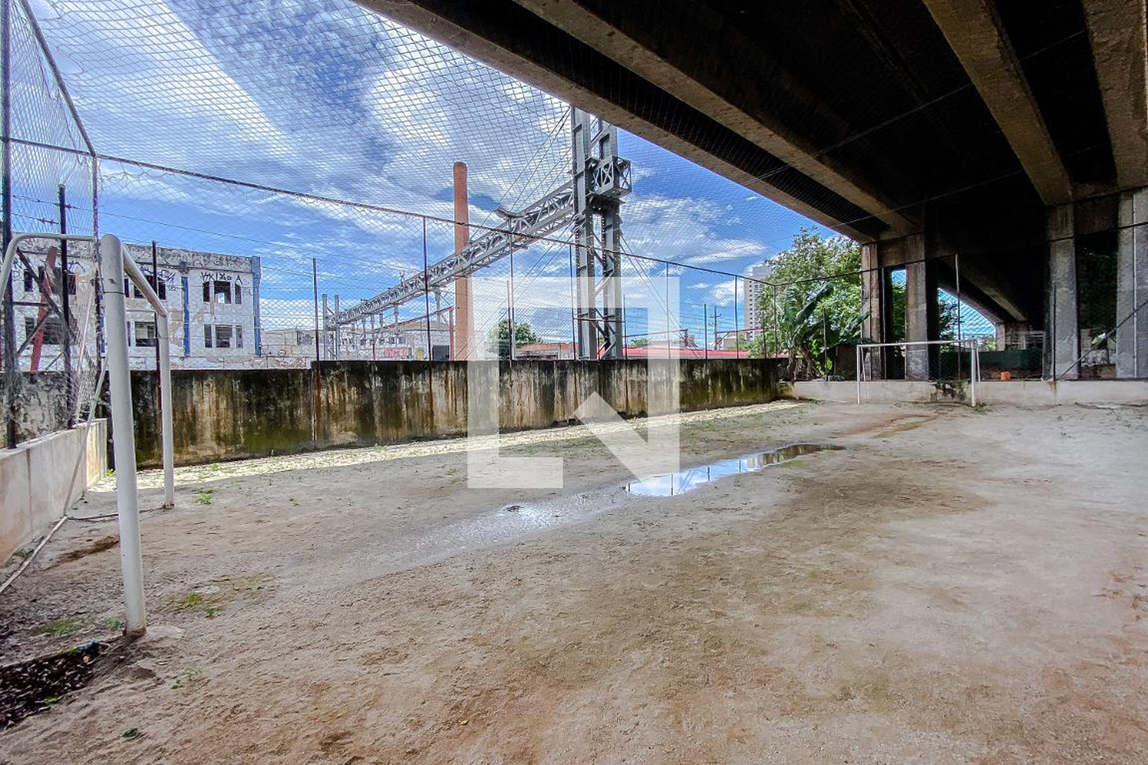 Quadra Esportiva - Bresser I  Porto Corsin