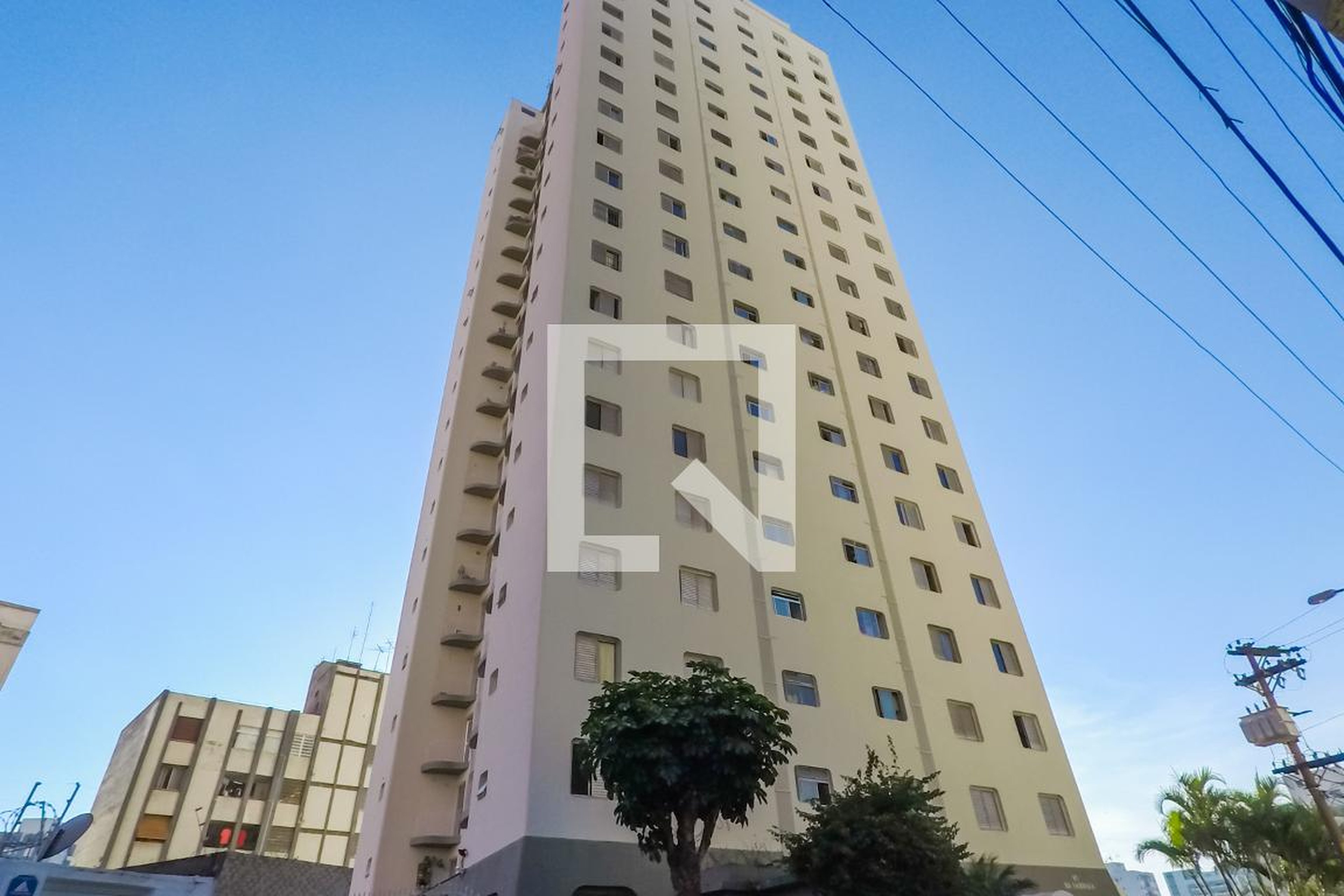 Fachada Condomínio em Rua dos Tapes, 26