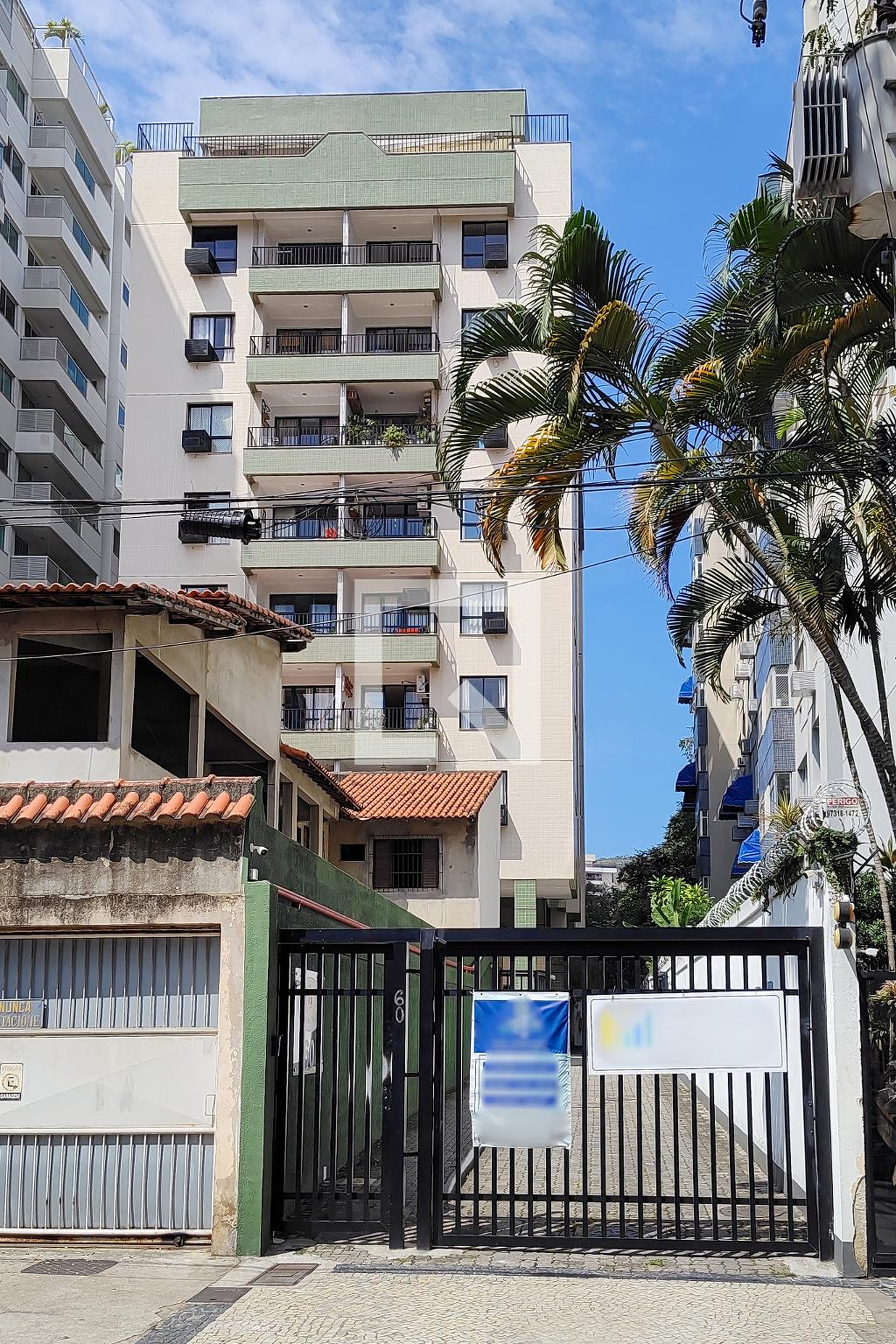 Fachada do Prédio Edifício Château Du Chambord