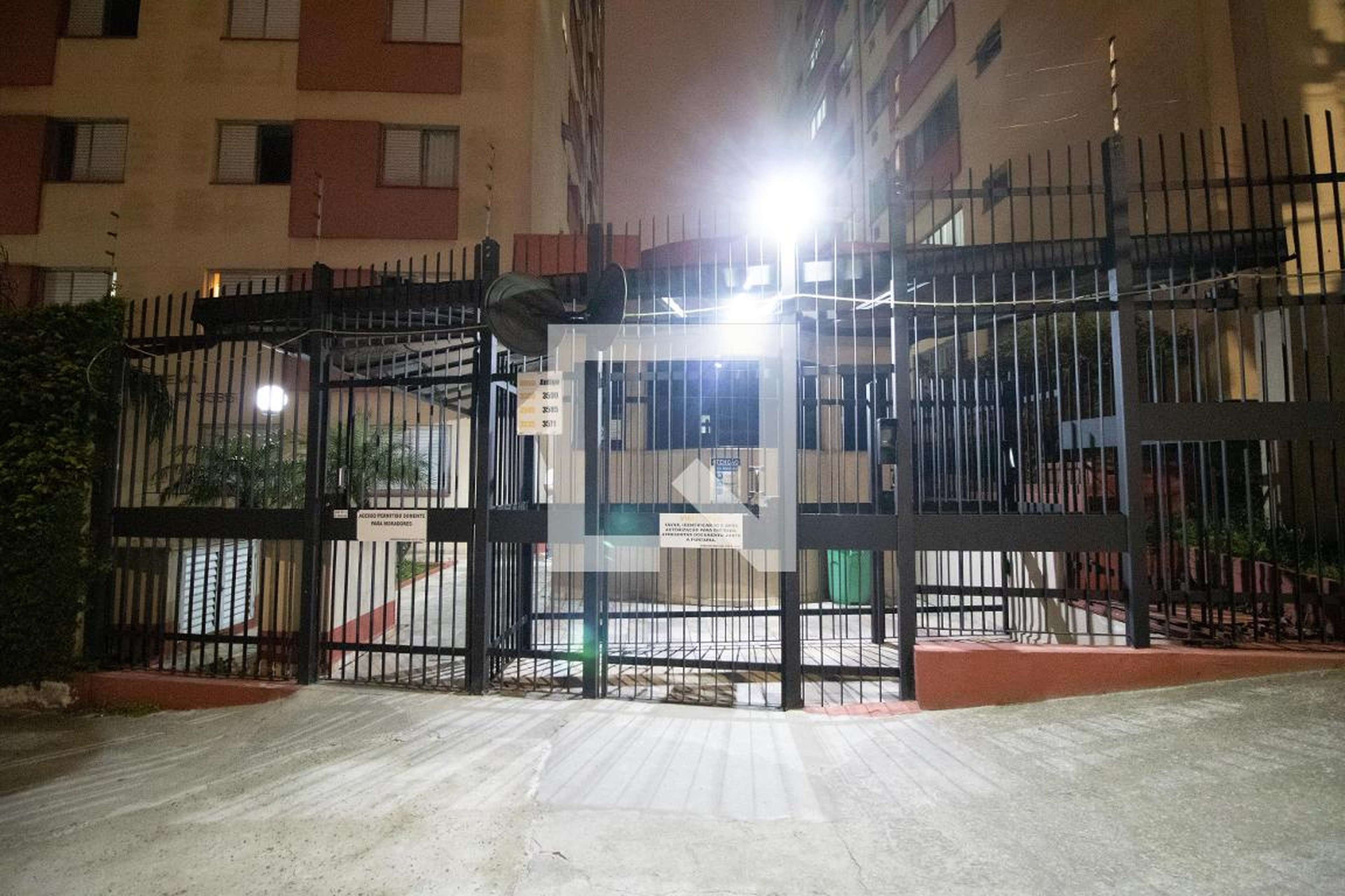 Fachada Condomínio Conjunto Residencial Camboriu II