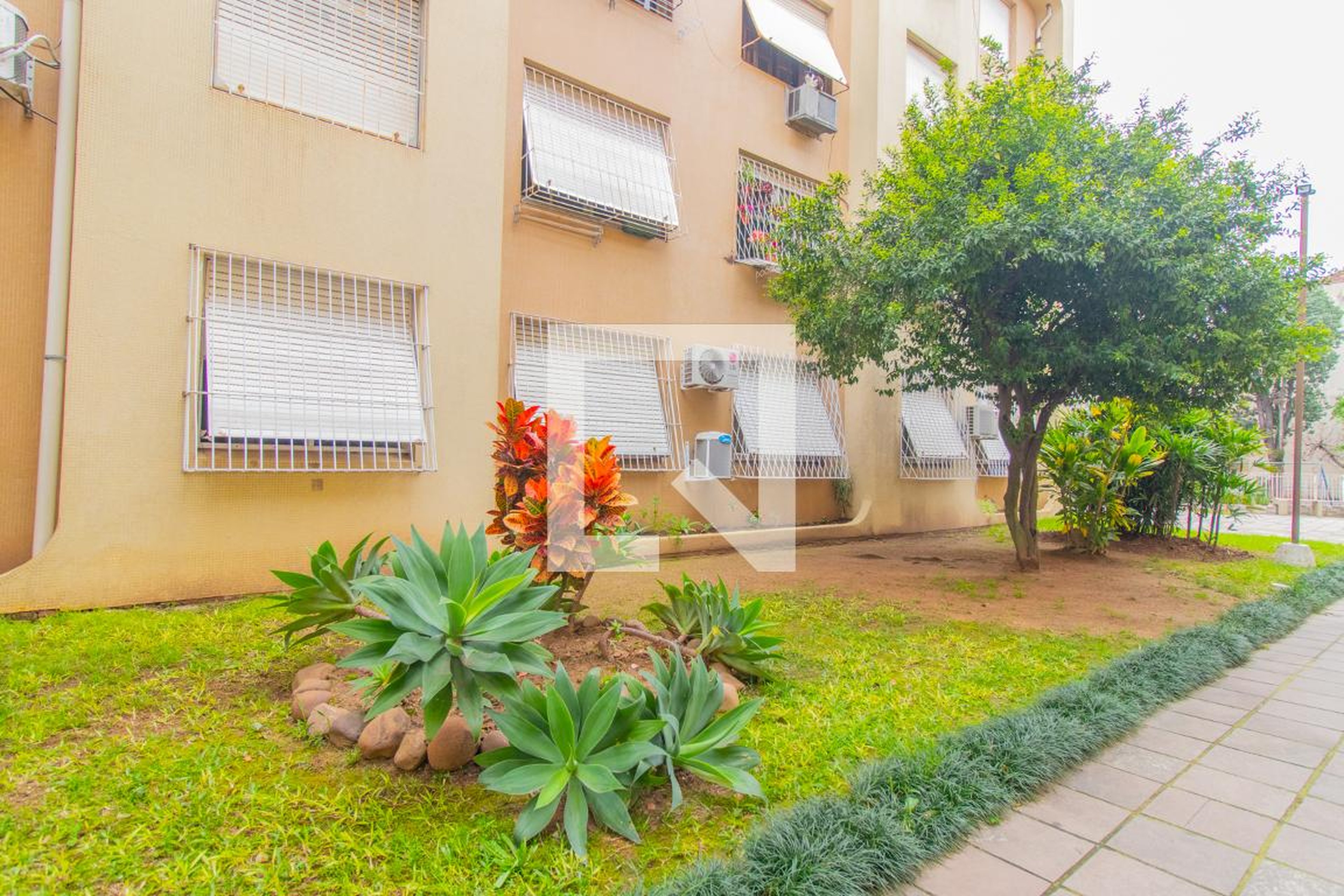 Área Externa - Luiz Emanoel Rodrigues