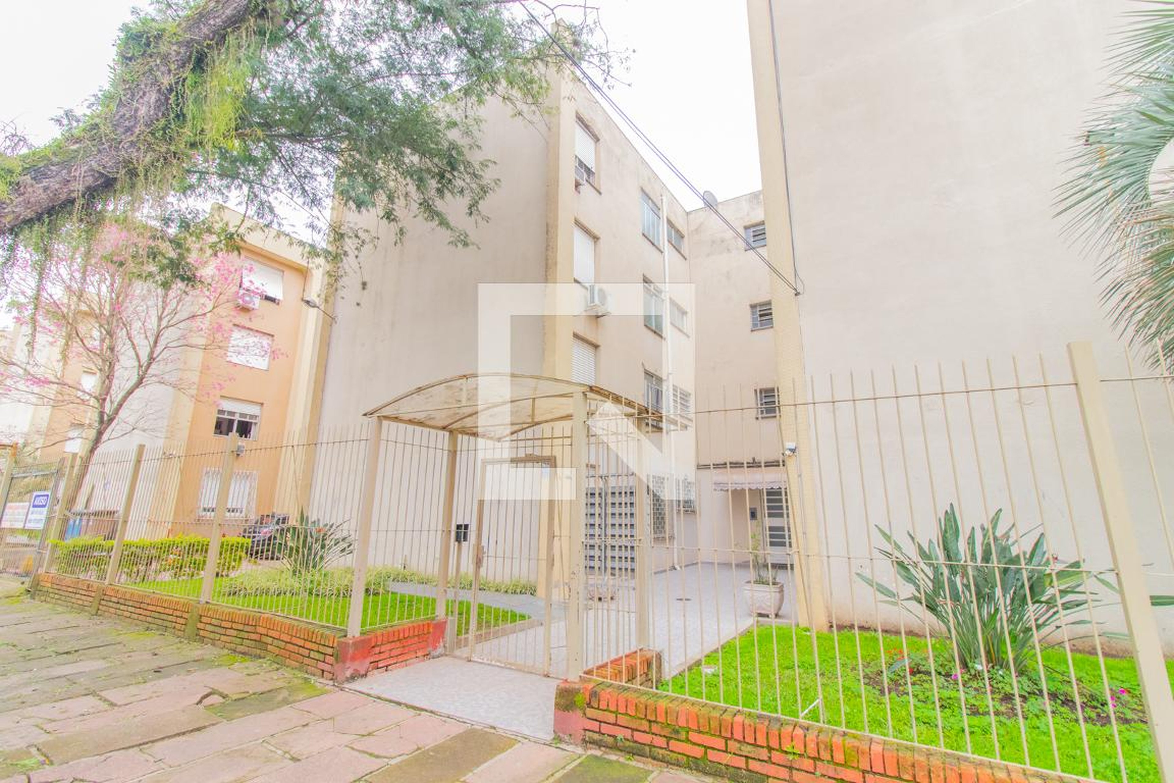 Fachada Condomínio Luiz Emanoel Rodrigues