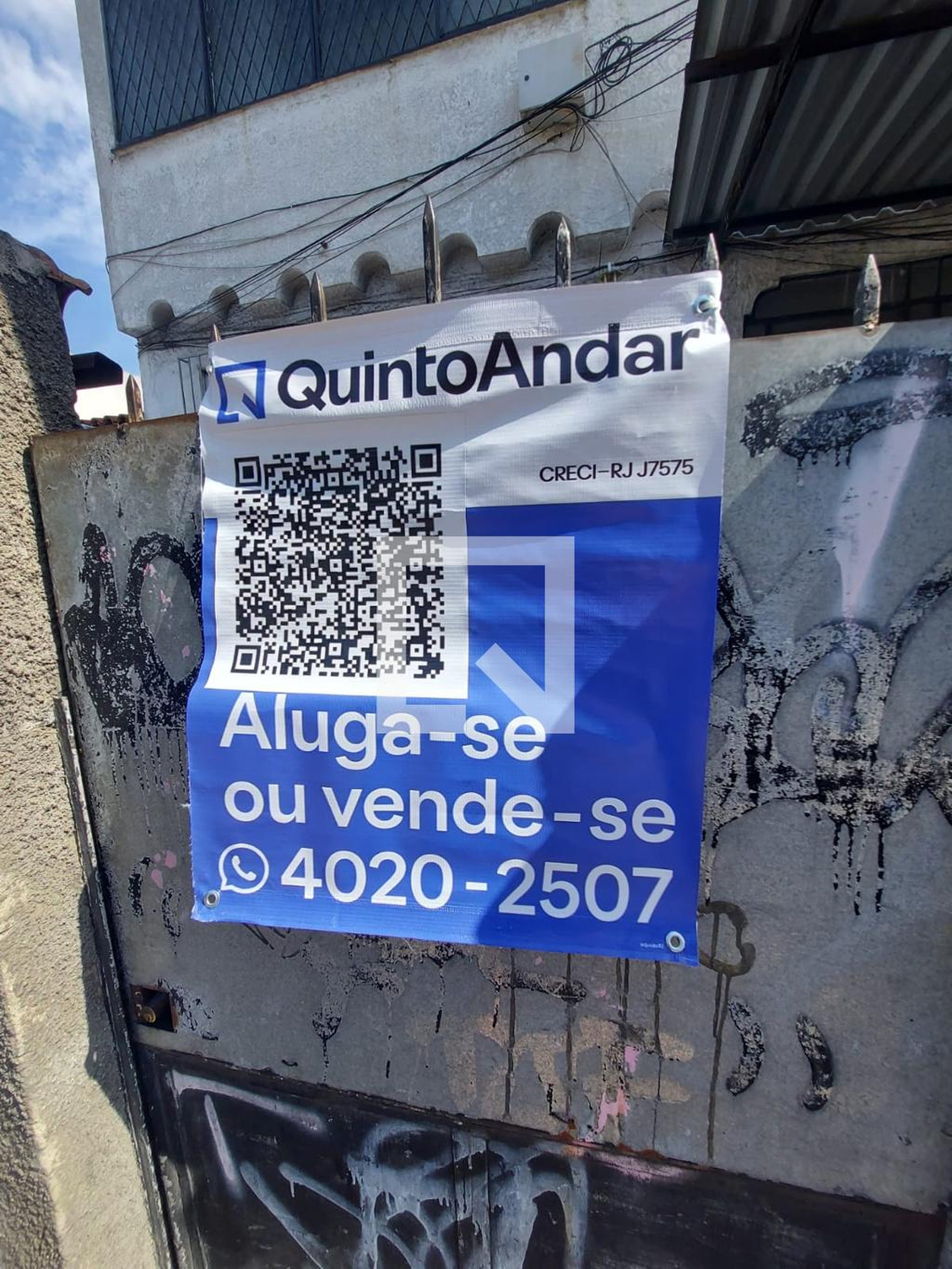 Fachada Condomínio em Rua Domingos Lopes, 577