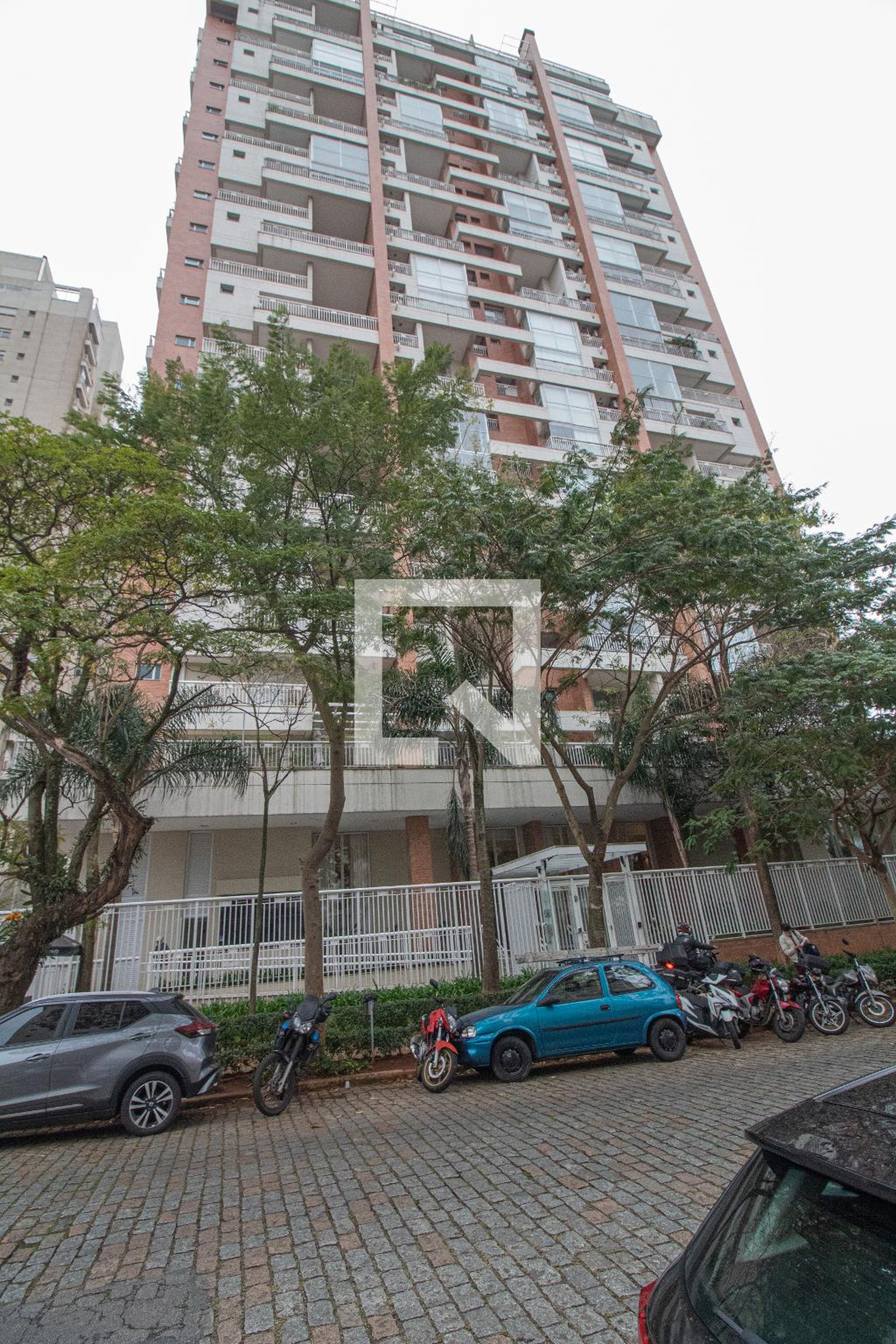 Fachada do Condomínio Condomínio Practical Life Brooklin