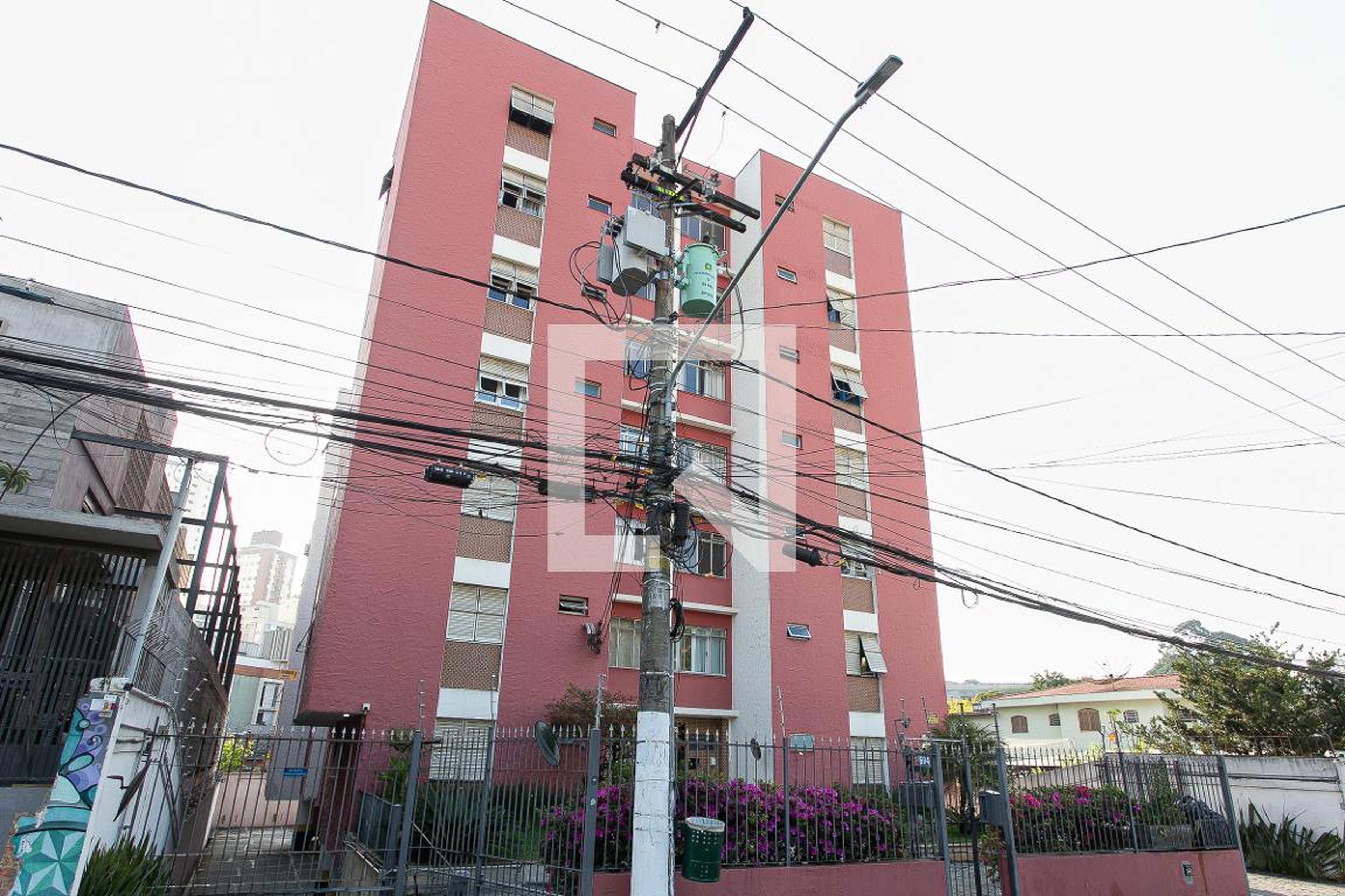 Fachada do Condomínio Condomínio Natingui