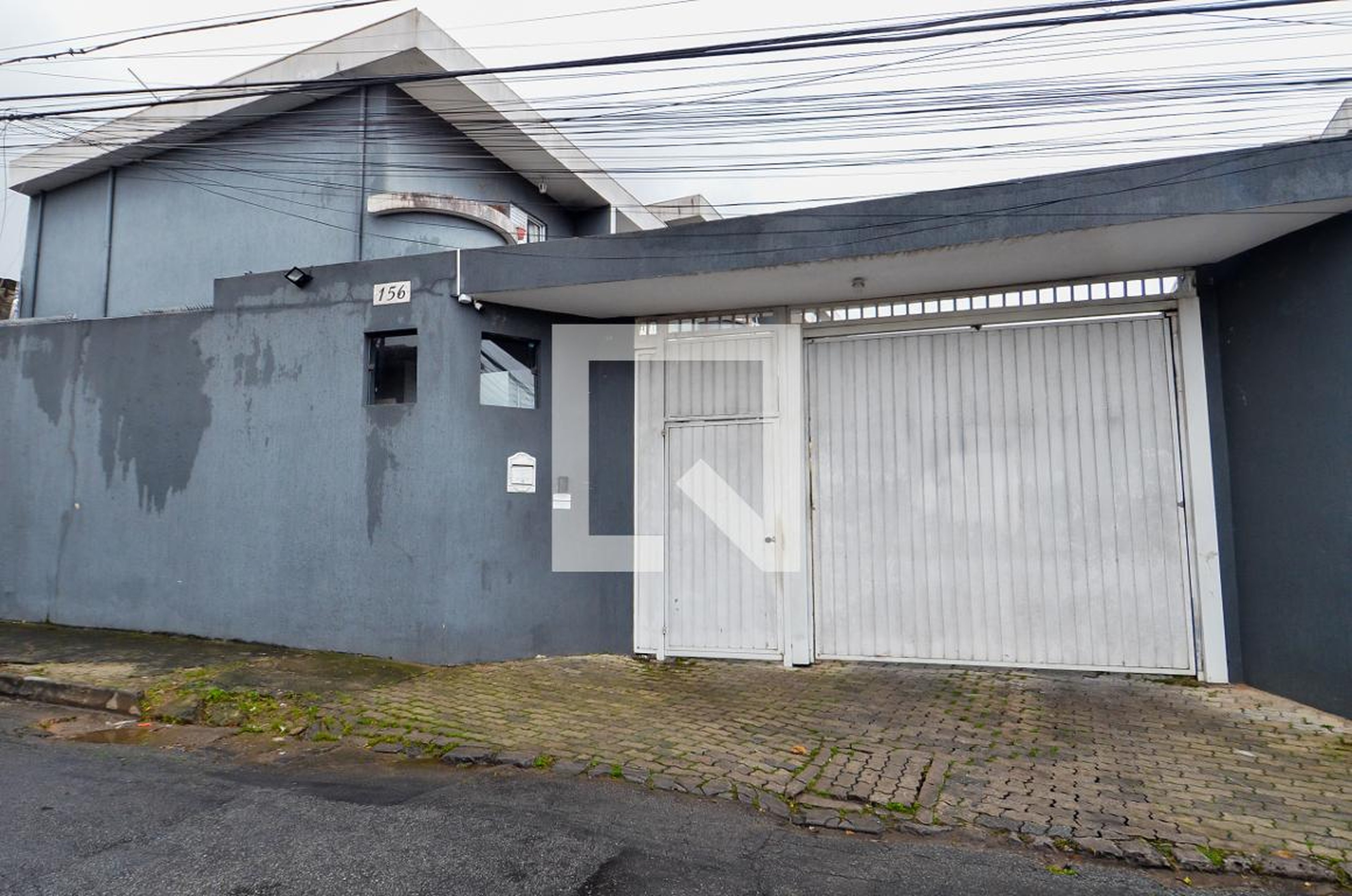 Fachada do Condomínio Condomínio Vitoria