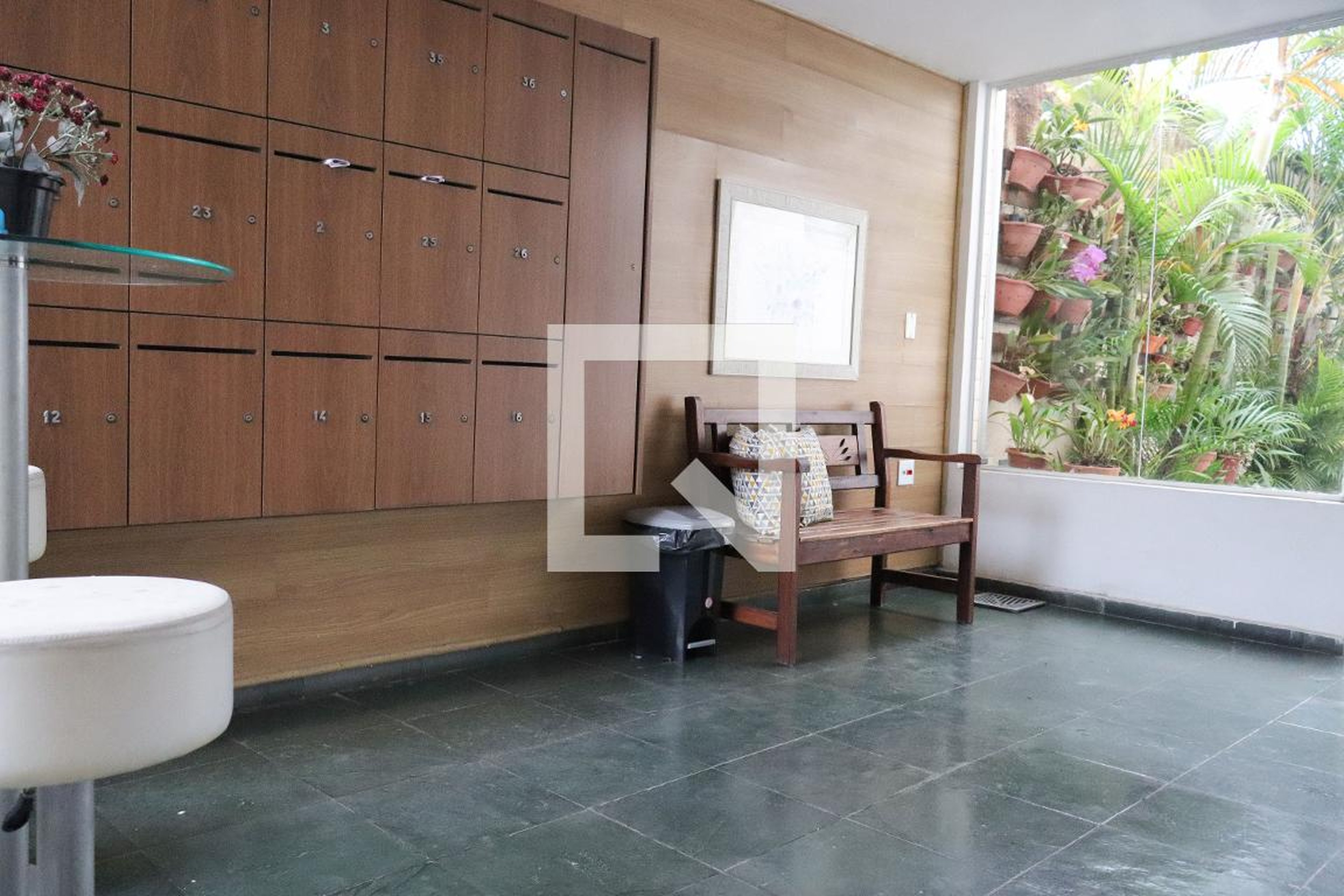 Hall social - Israel