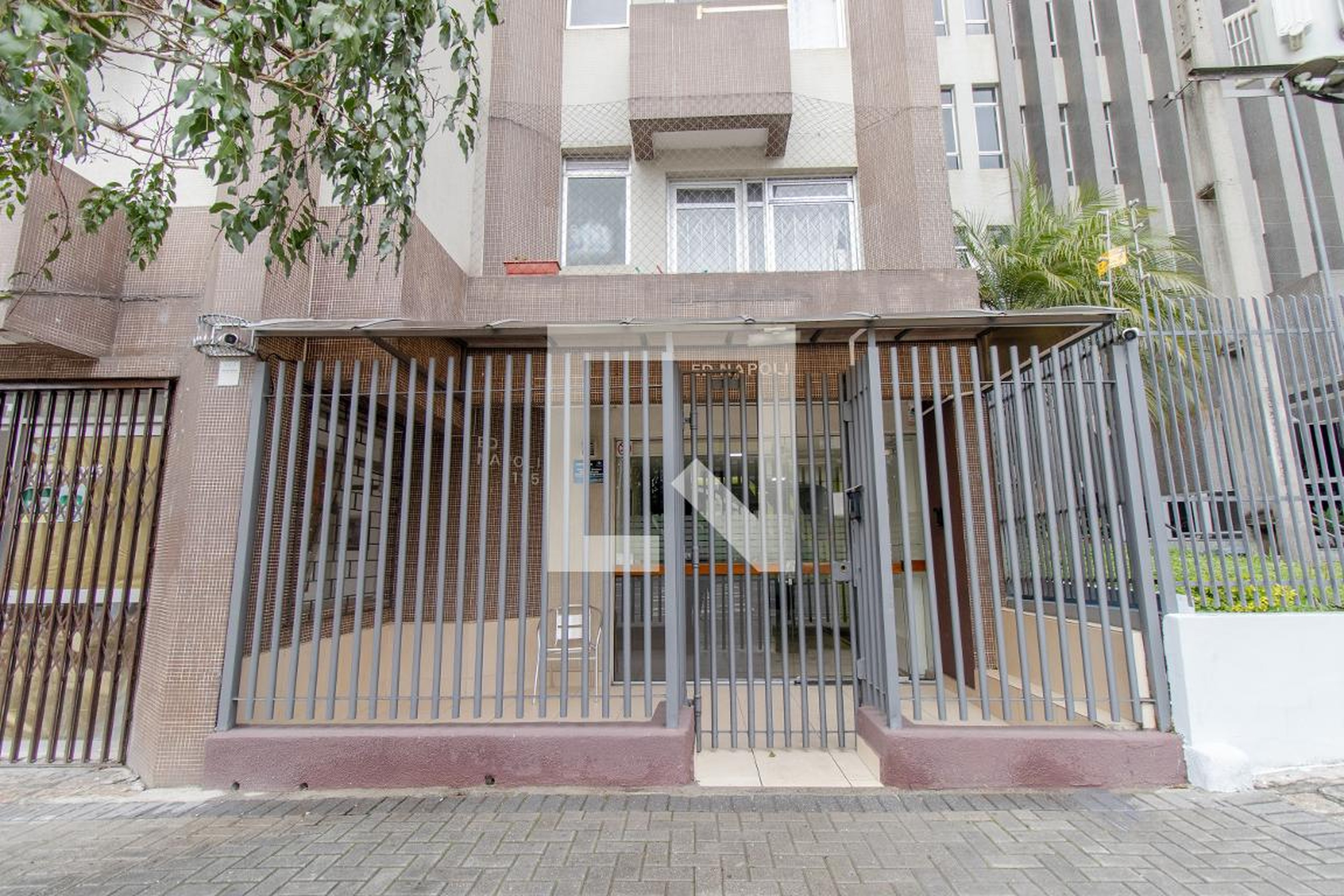 Fachada do Condomínio Condomínio Napoli