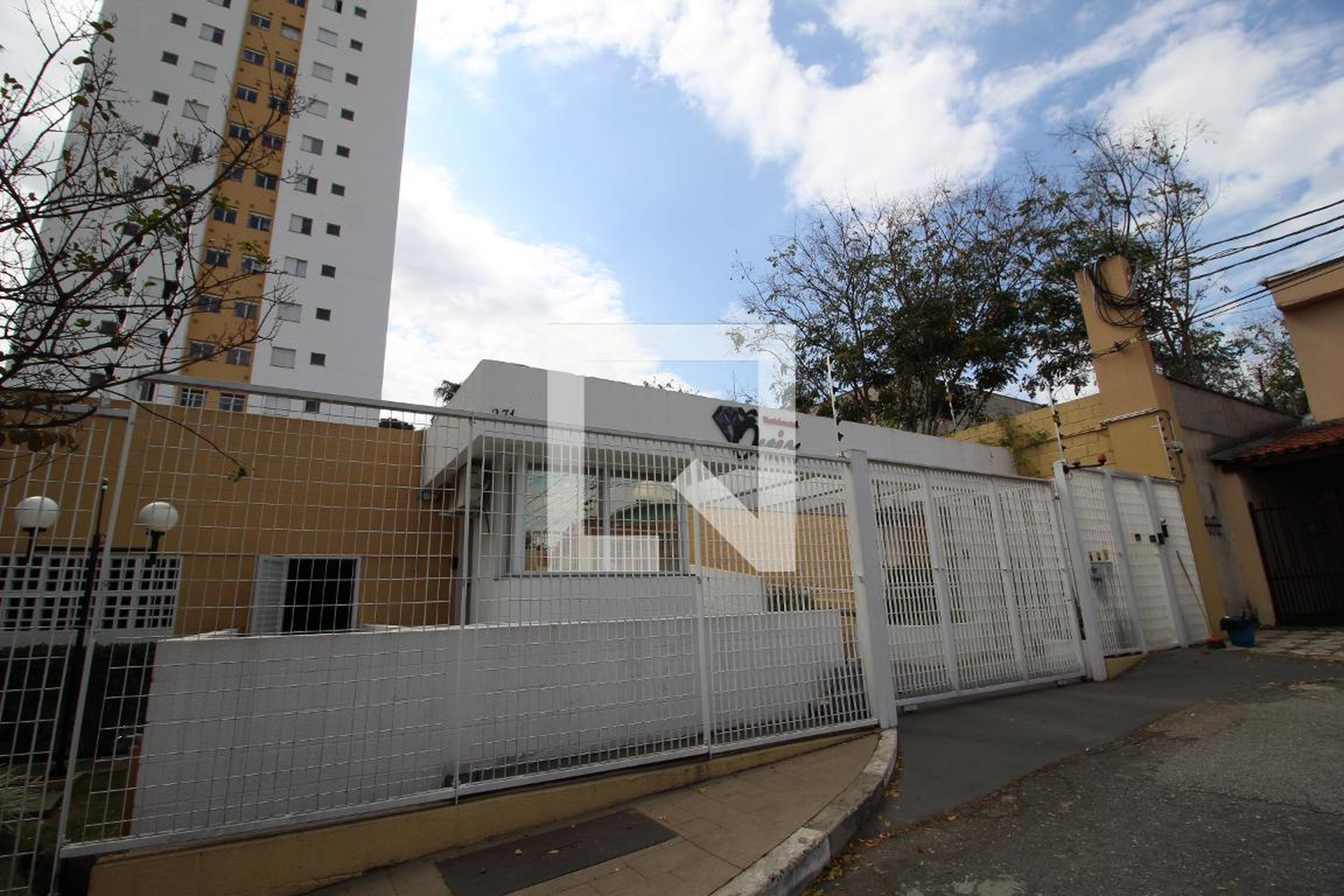 Fachada do Condomínio Condomínio Onix