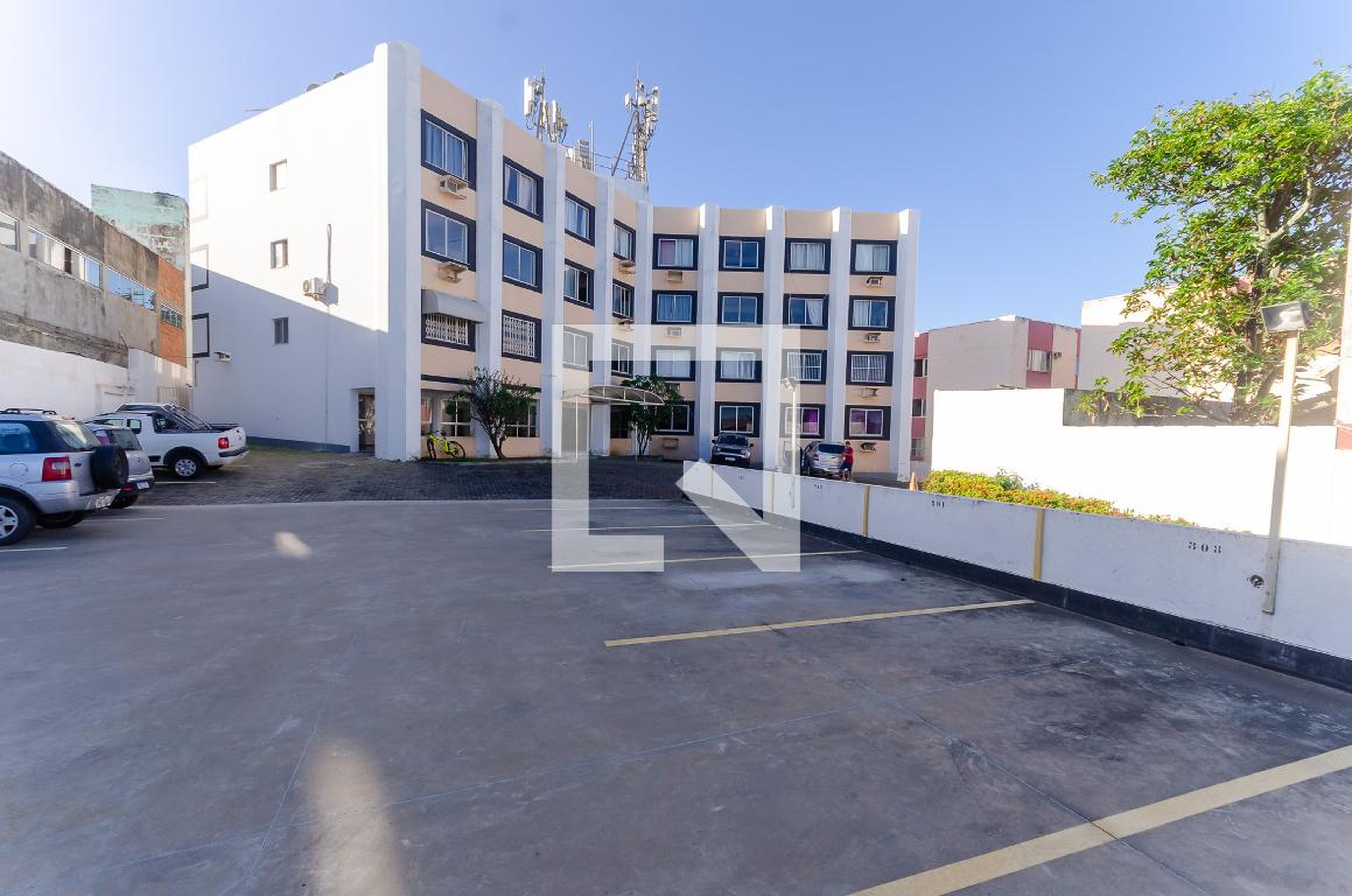 Fachada do Condomínio Edifício Trimara