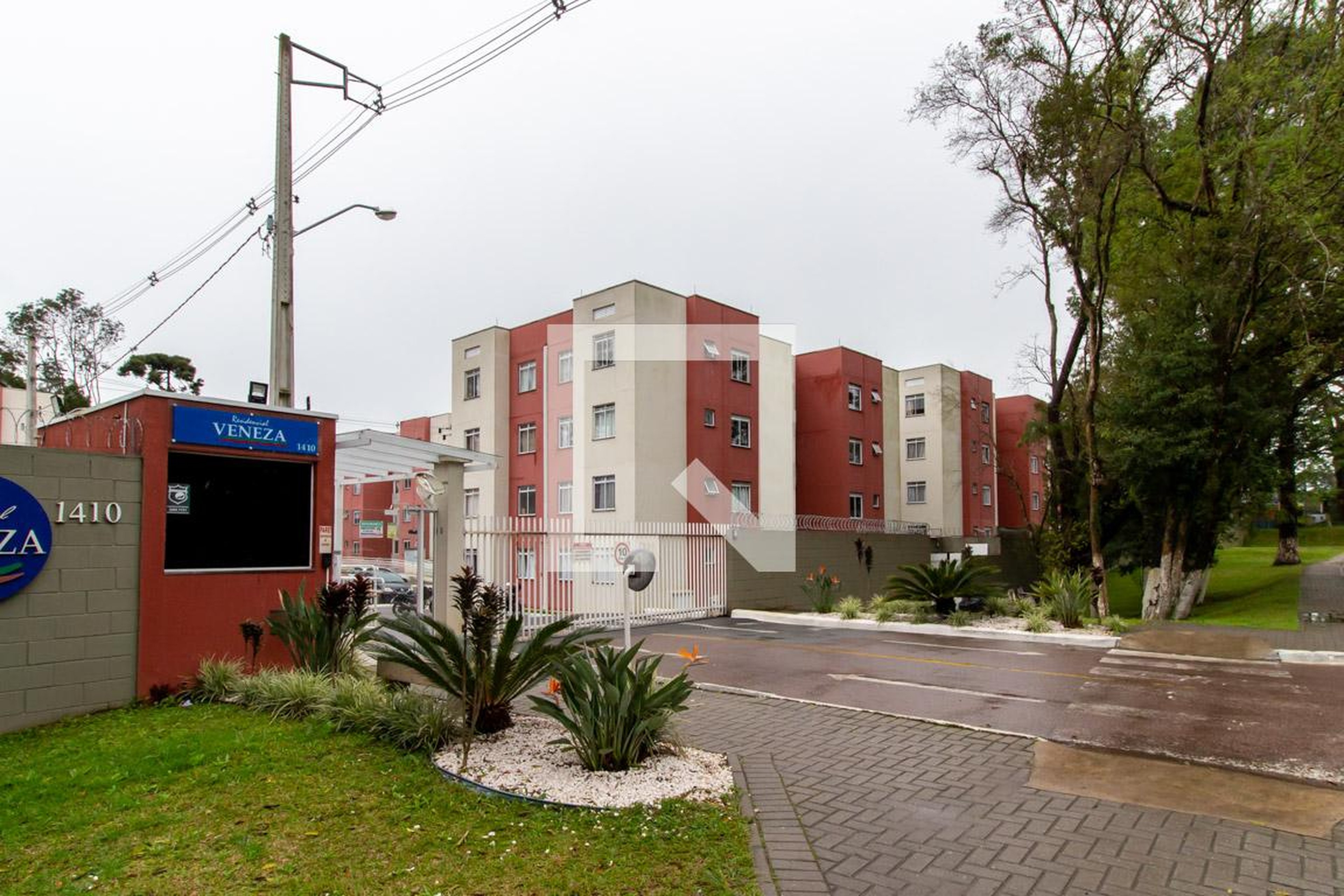 Fachada do Condomínio Condomínio Conjunto Veneza